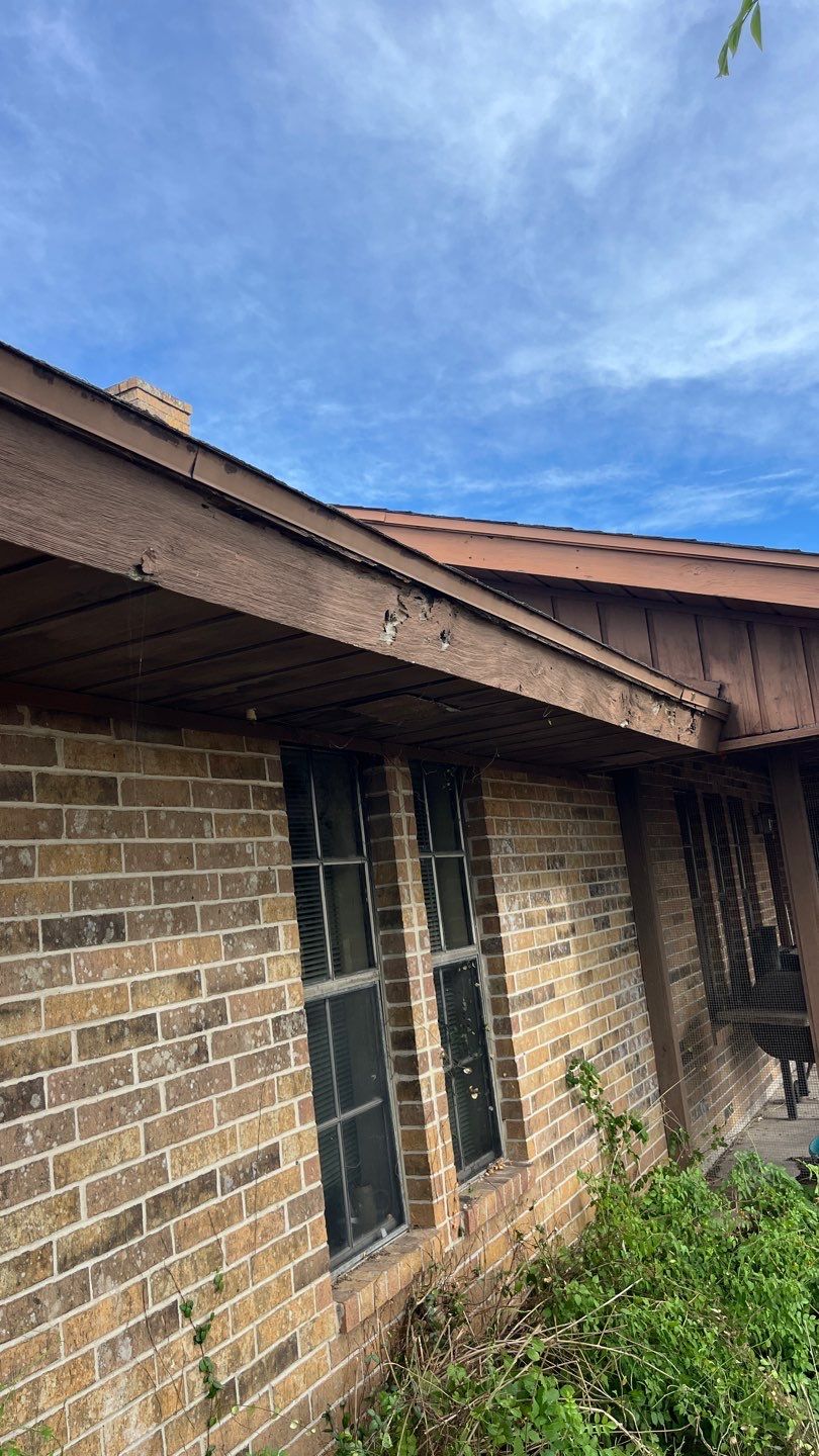 Country Roofing by Bayfront Roofing and Construction