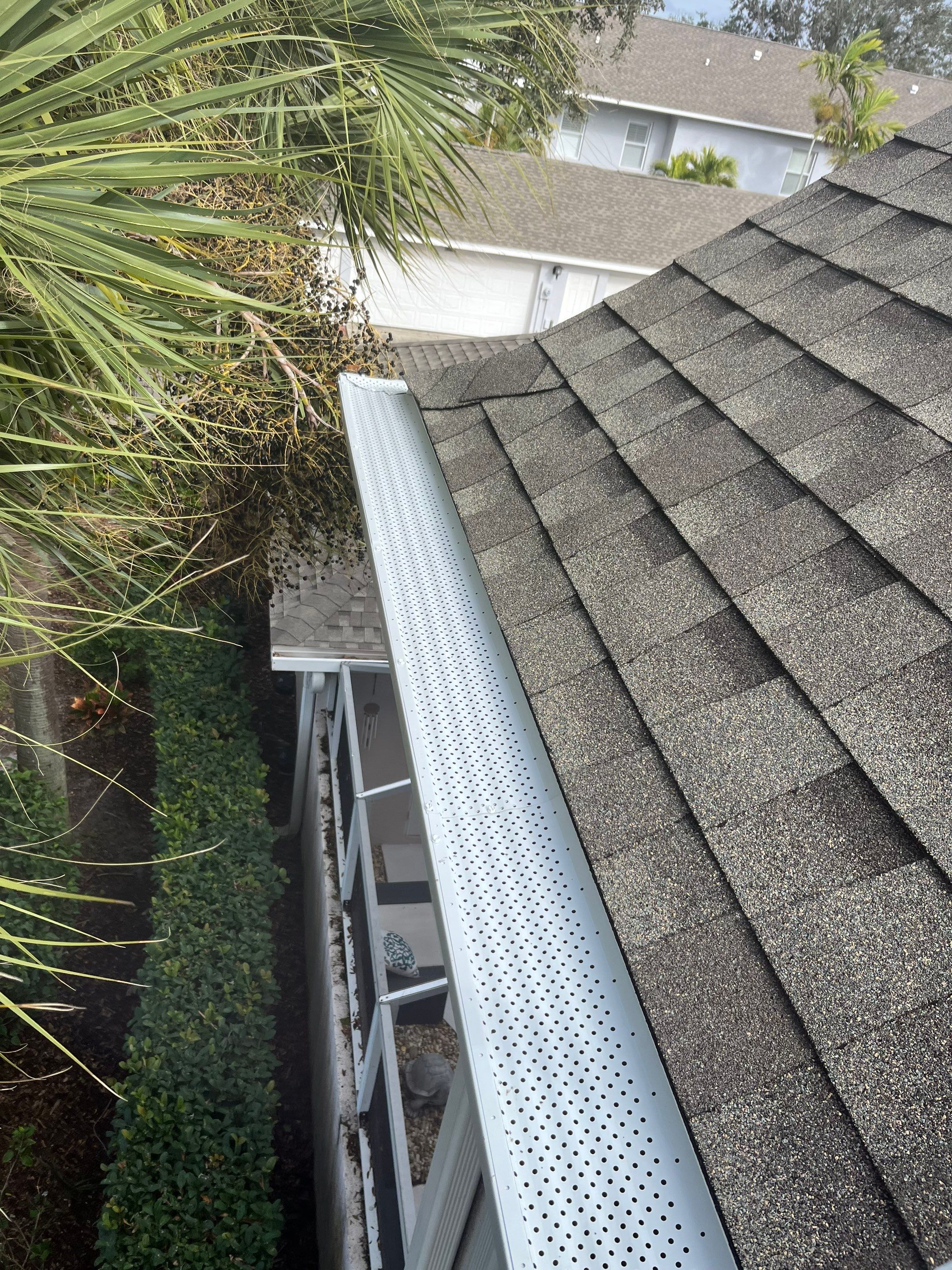 Gutter Cleaning Service in Fort Myers FL by Gutter Professors