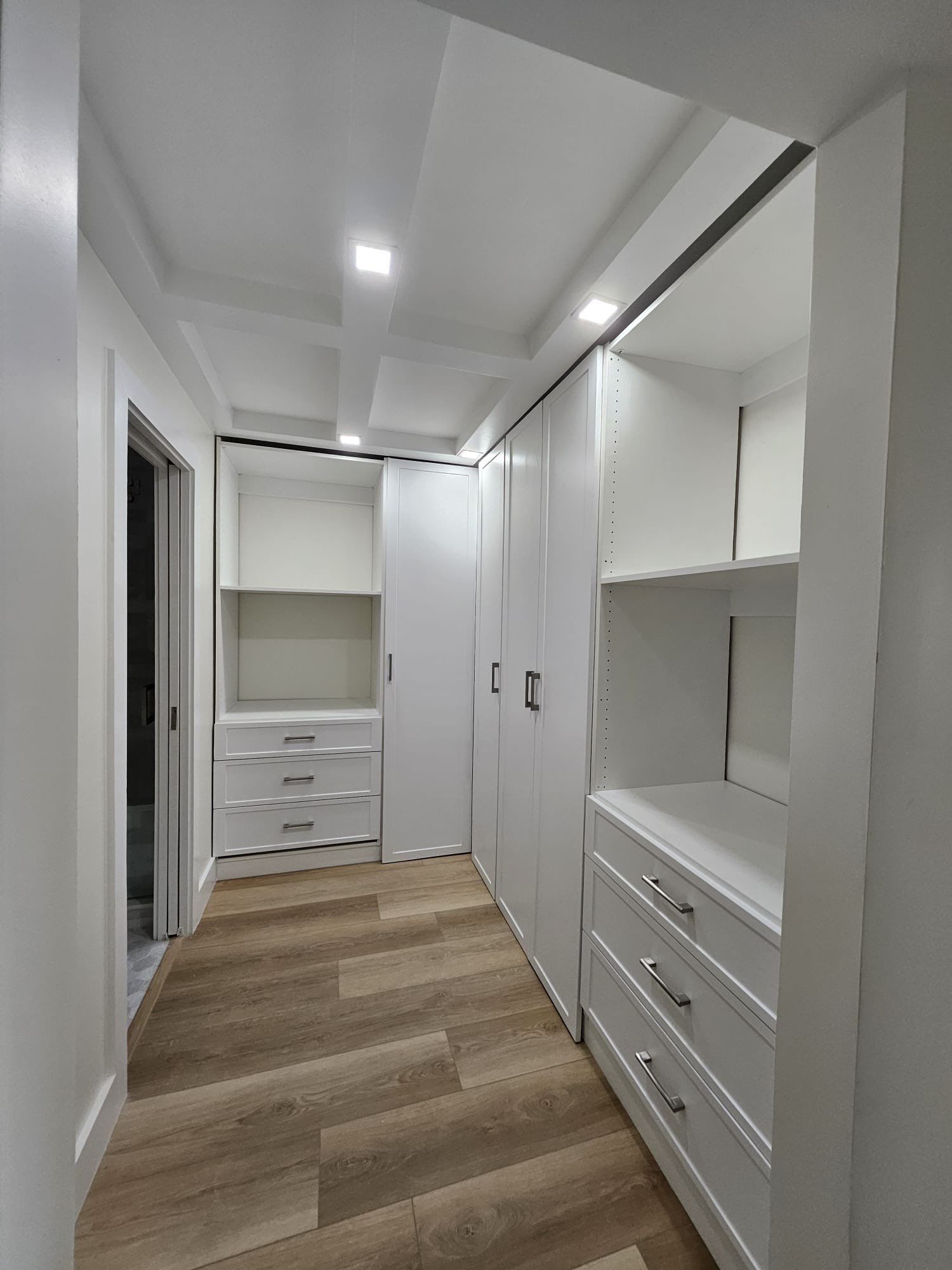 REMODELING ATRIUM SANIBEL by TTS Remodeling corp & Genesis Restauration