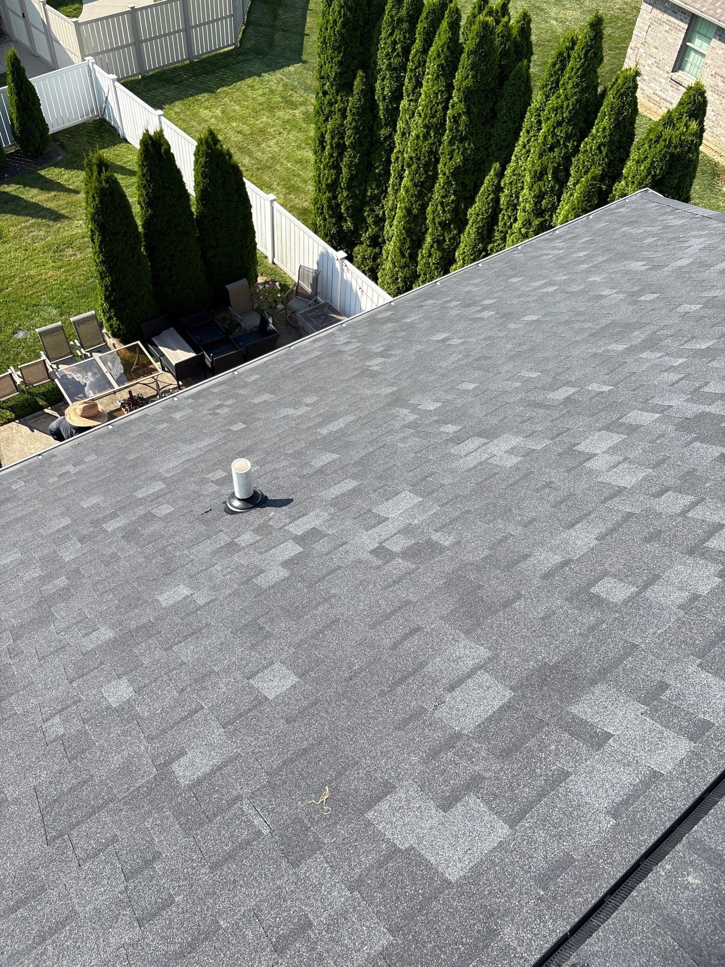 Owens Corning Oakridge - Onyx Black by Hoel Roofing & Remodeling