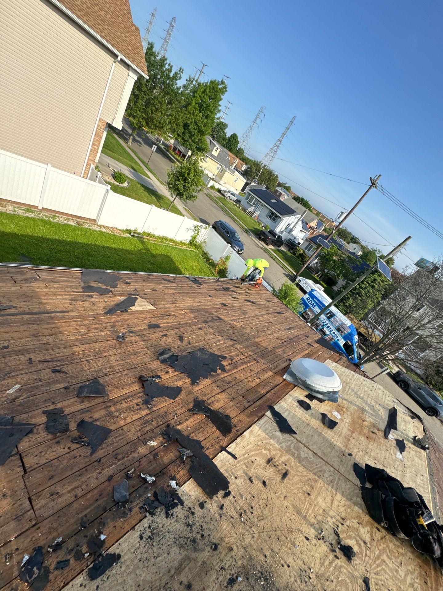 Brownwood Shingles by Reimagine Roofing