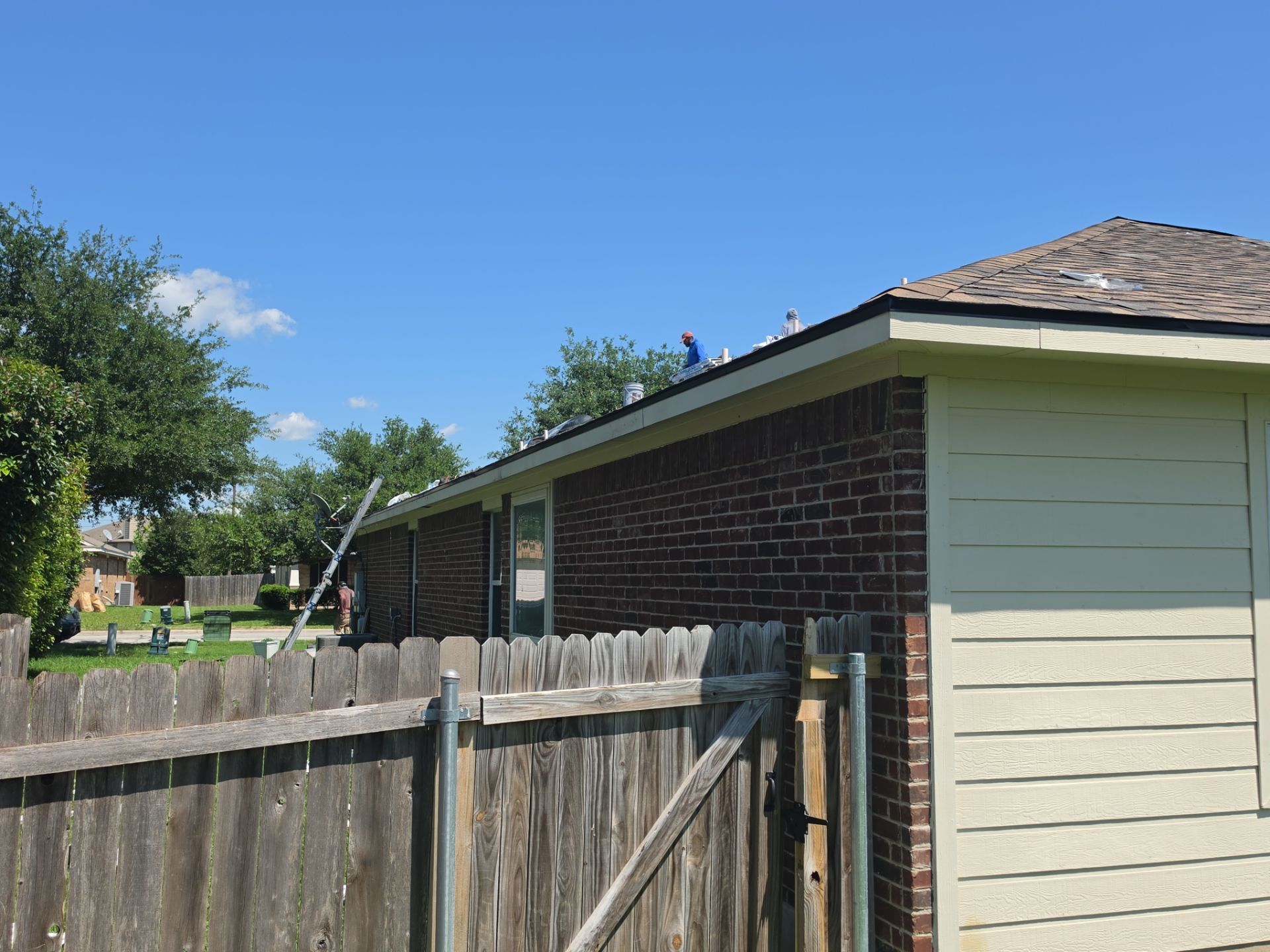 IKO Dynasty in Brownstone, Hutto, TX by REPS Austin Area Roofer