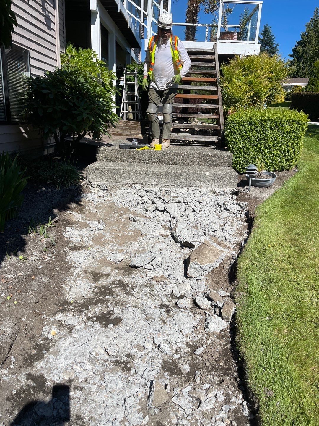 Concrete Driveway Repair | Edmonds  by Jireh Asphalt & Concrete Inc 