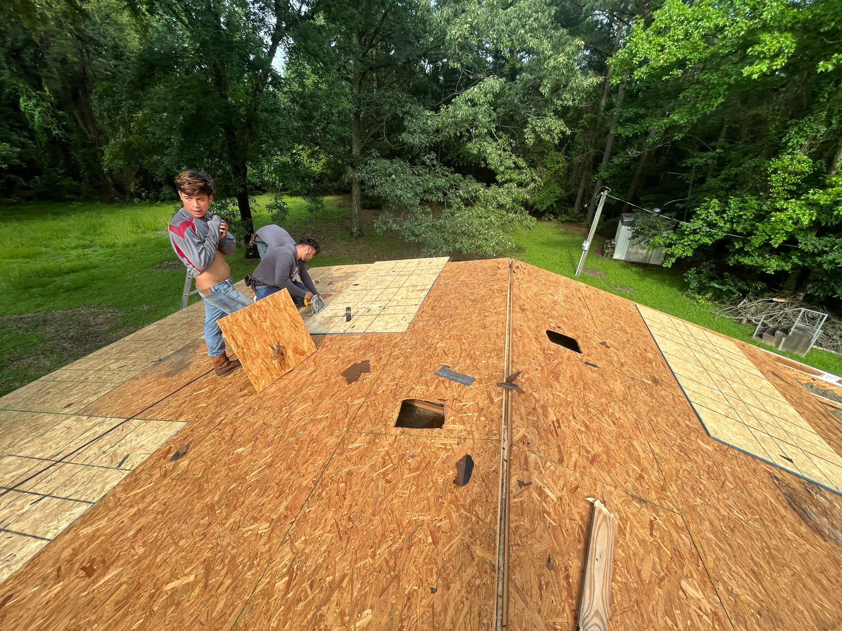 Residential Reroof: 25 Year 3-Tab Shingle by Hostetler Roofing