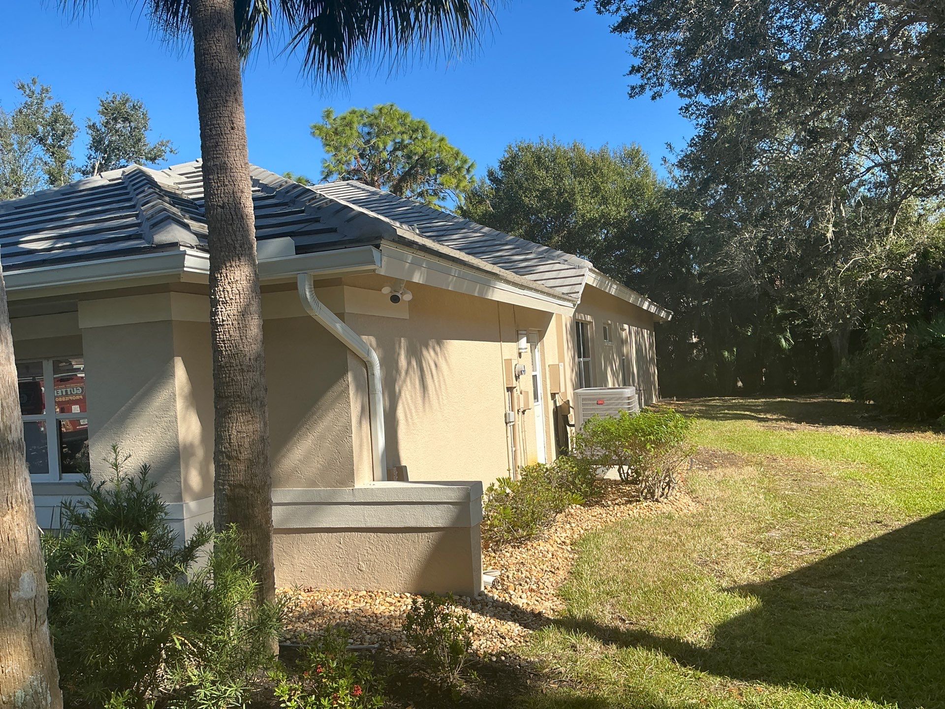 K-Style Seamless Gutter Installation using 6 Inch Seamless Gutters in Bonita Spring FL by Gutter Professors