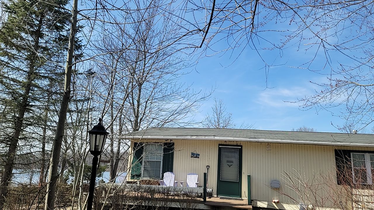 ATLAS PINNACLE COLOR: MORNING HARVEST by Eagle Eye Roofing