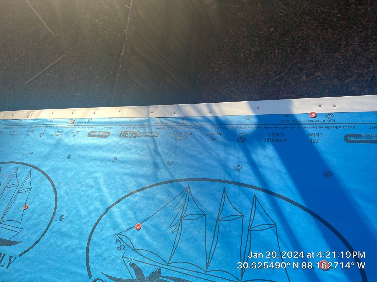 Roof replacement by American Roofing & Construction LLC