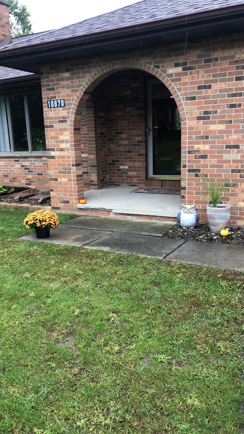 Outdoor Living Addition and Concrete by Ivy Lea Construction