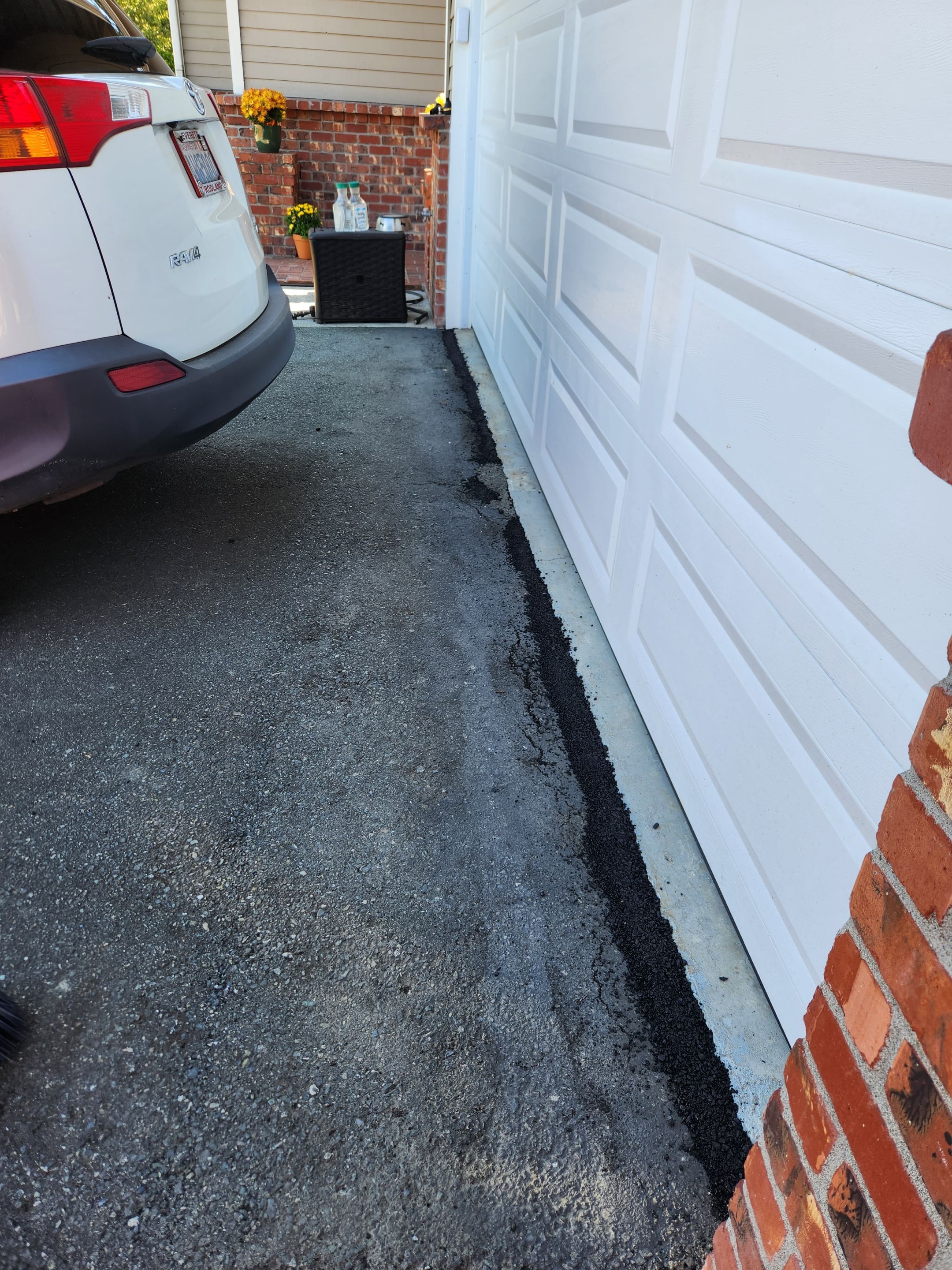 Patrick | Asphalt Driveway  by Jireh Asphalt & Concrete Inc 