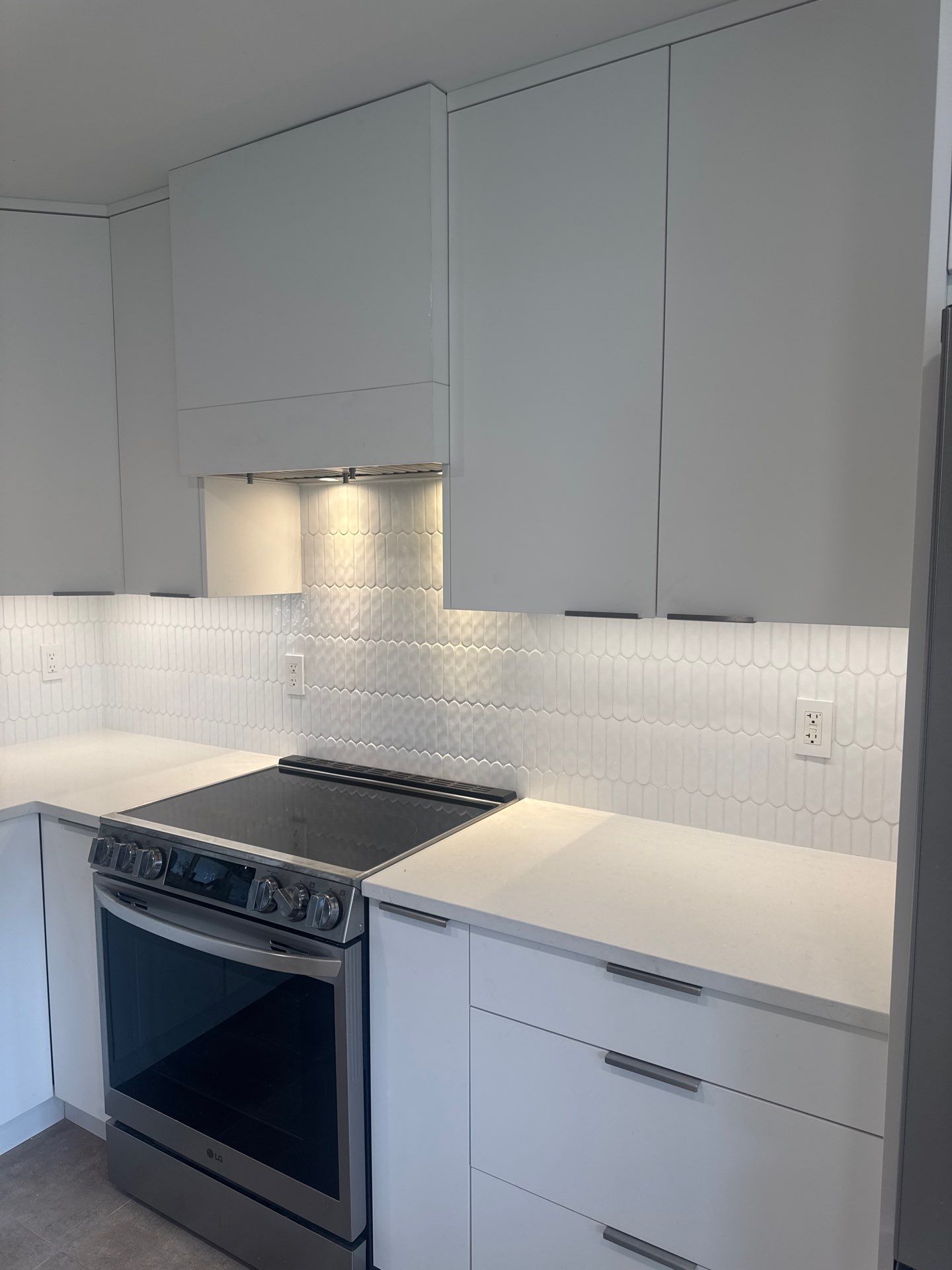 Backsplash in Victoria Park by Broward Tile Guys