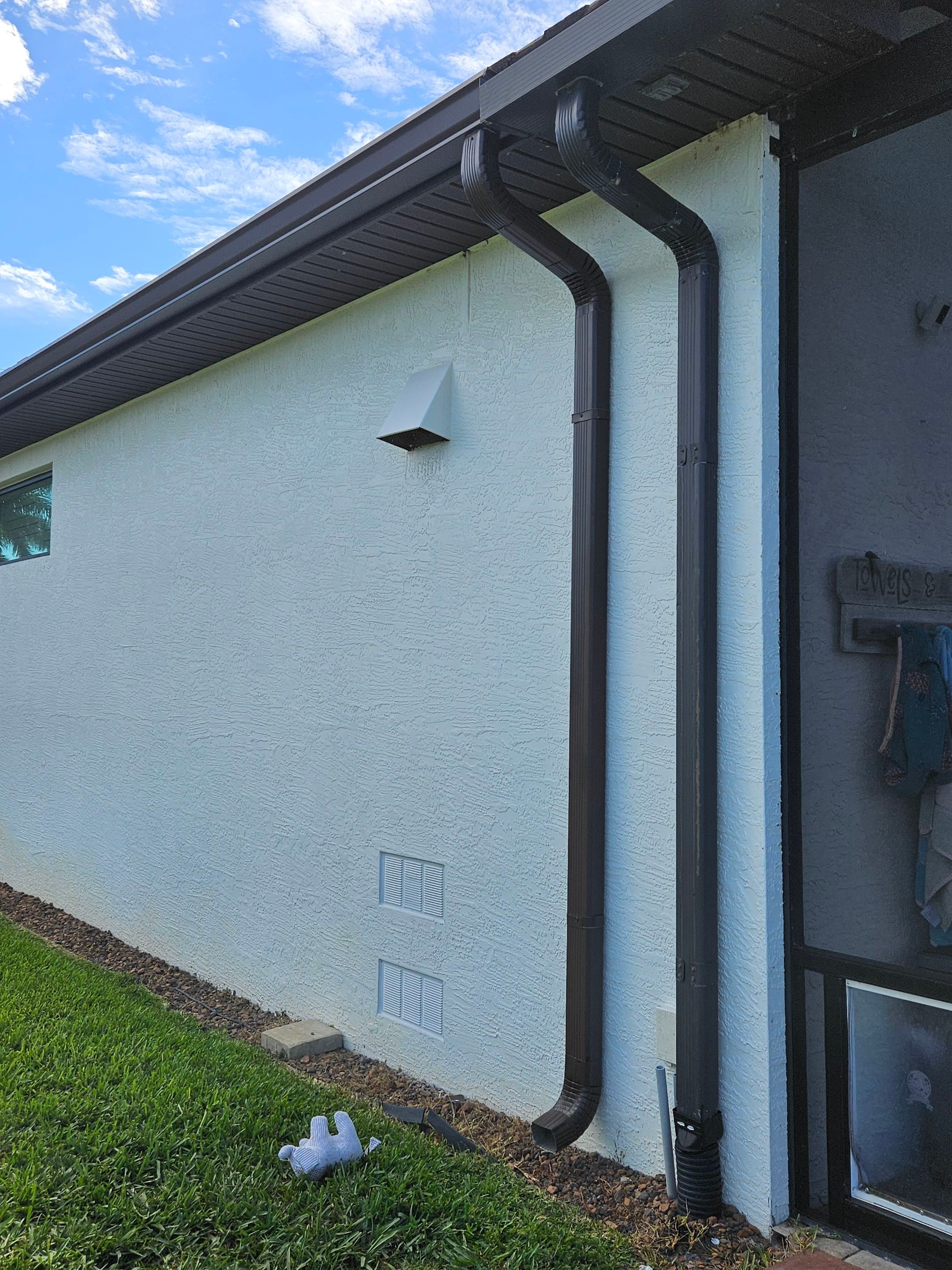 6 Inch Seamless Gutters using Musket Brown Seamless Gutters in Cape Coral FL by Gutter Professors