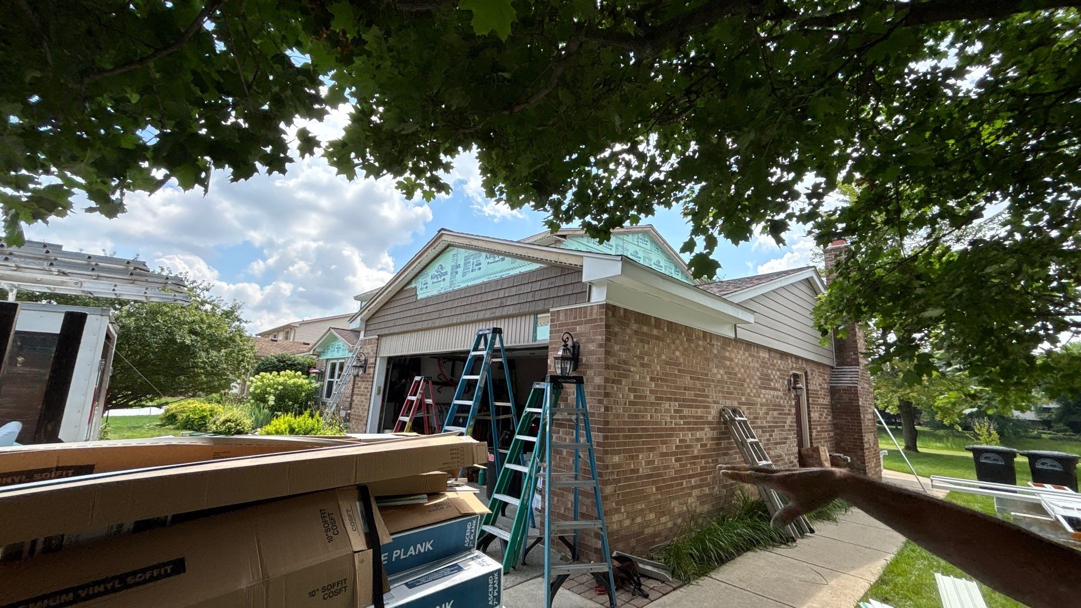 Siding Replacement using Alside S7 Cedar Mill Grain Pebble by 180 Contractors