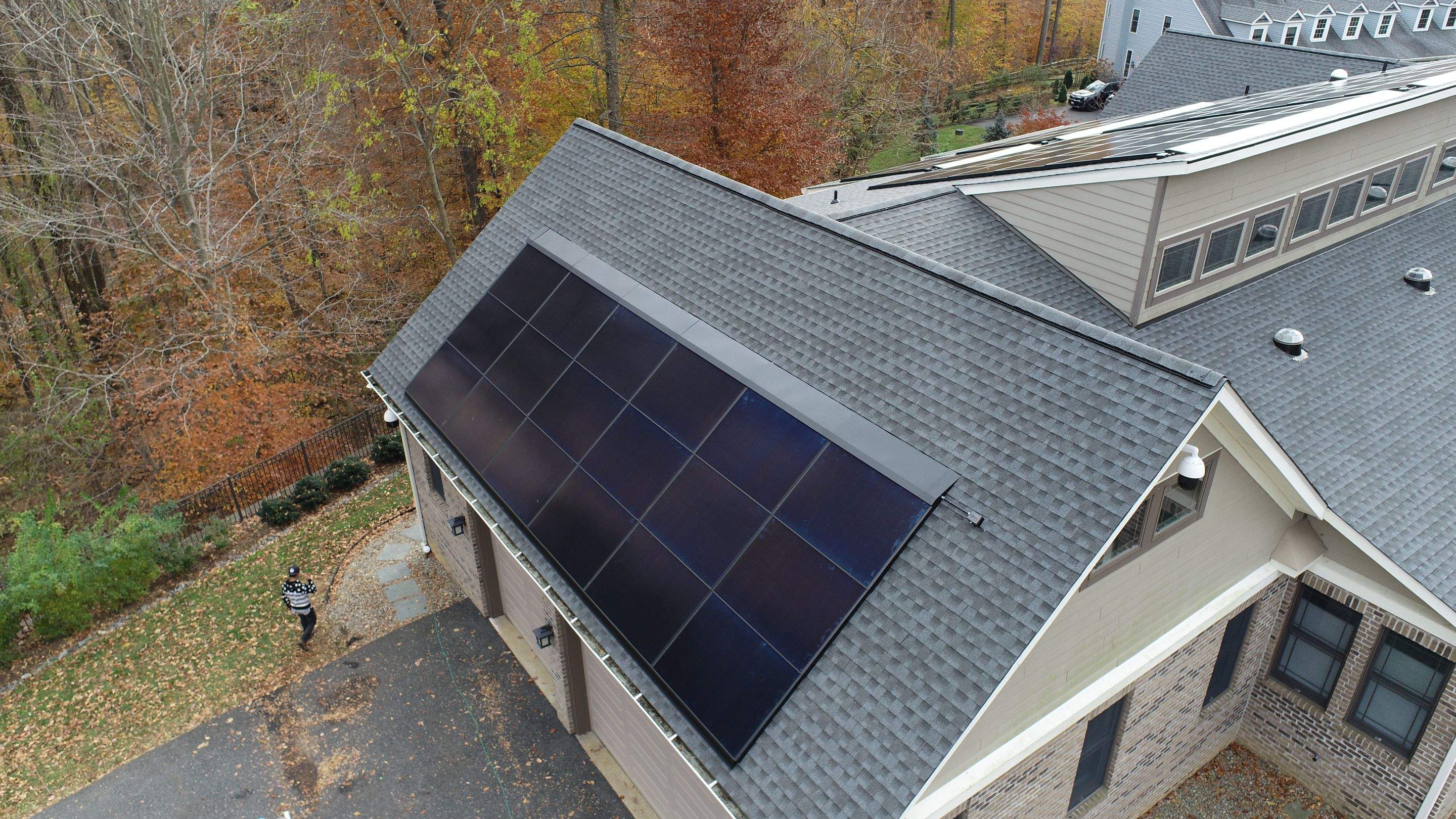 Solar Roof using GAF Decotech integrated panels by American Home Contractors