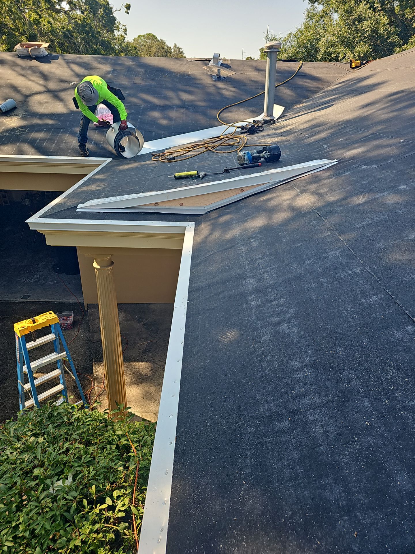 Project in St. Petersburg 33702 by Mitchell Roofing Company LLC 