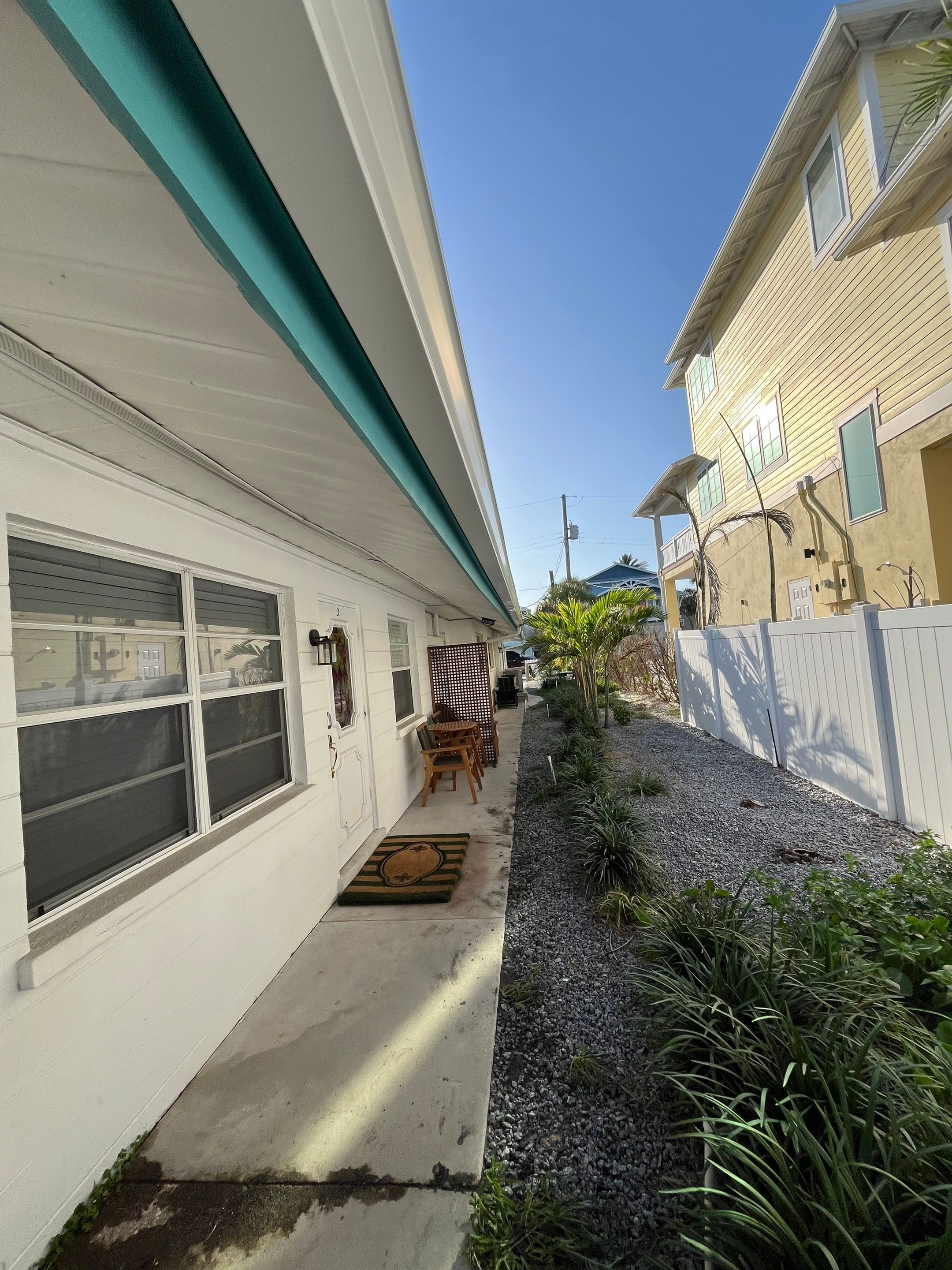 Splash Guard Gutter System and 7-inch Installation in Anna Maria FL by Gutter Professors