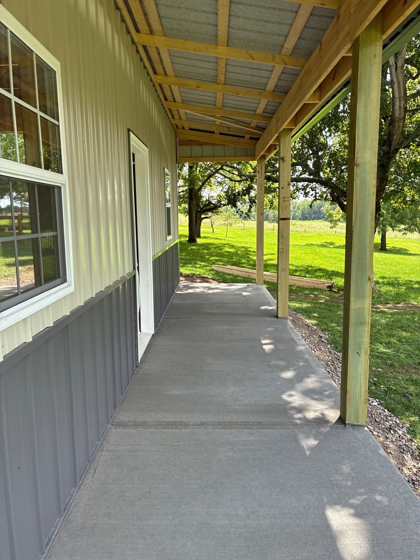 Project in Arlington, IN by The Barn Builders 