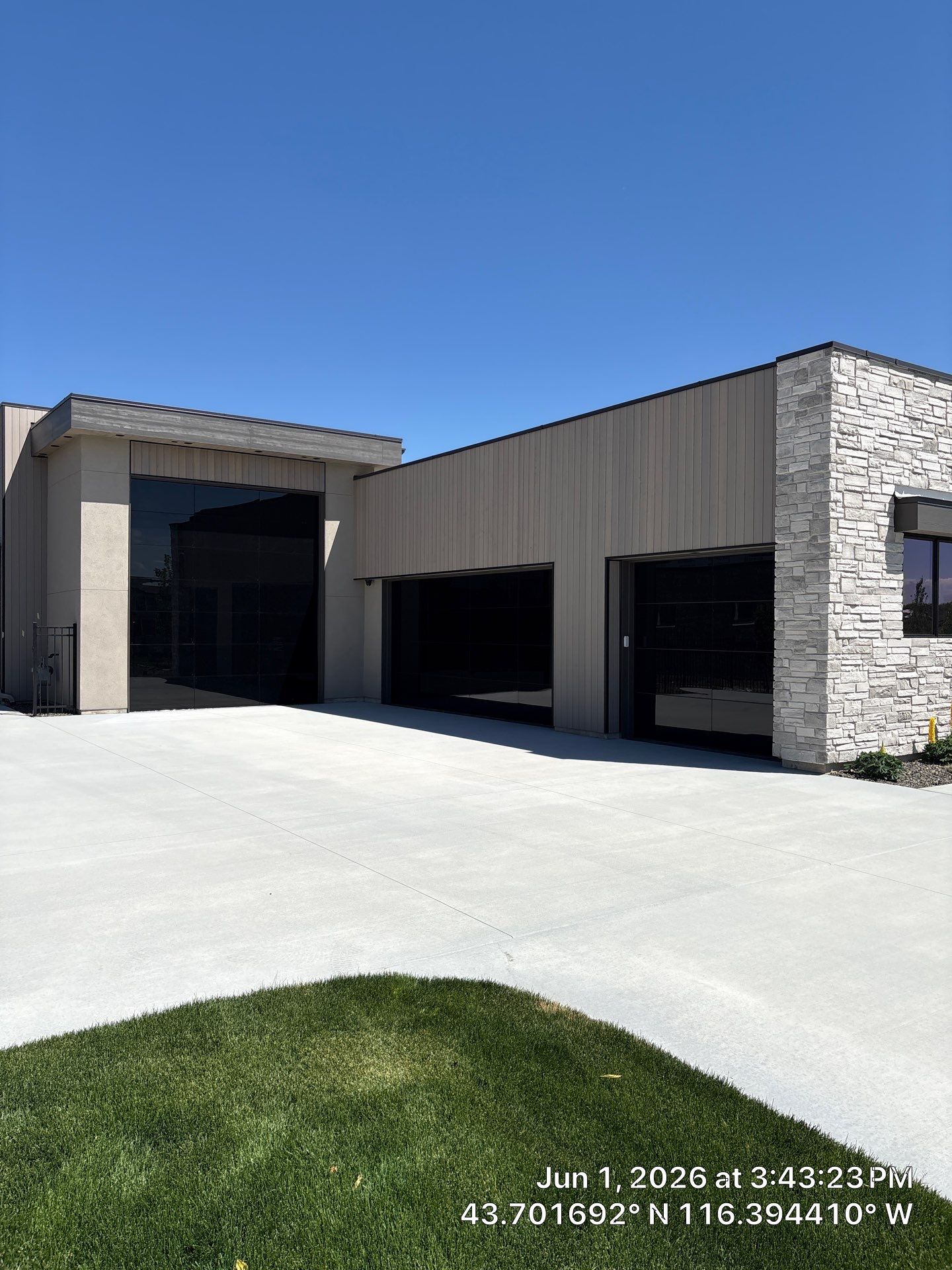 Zach Evans 4-5 Parade of Homes 2026 by Overhead Door Inc