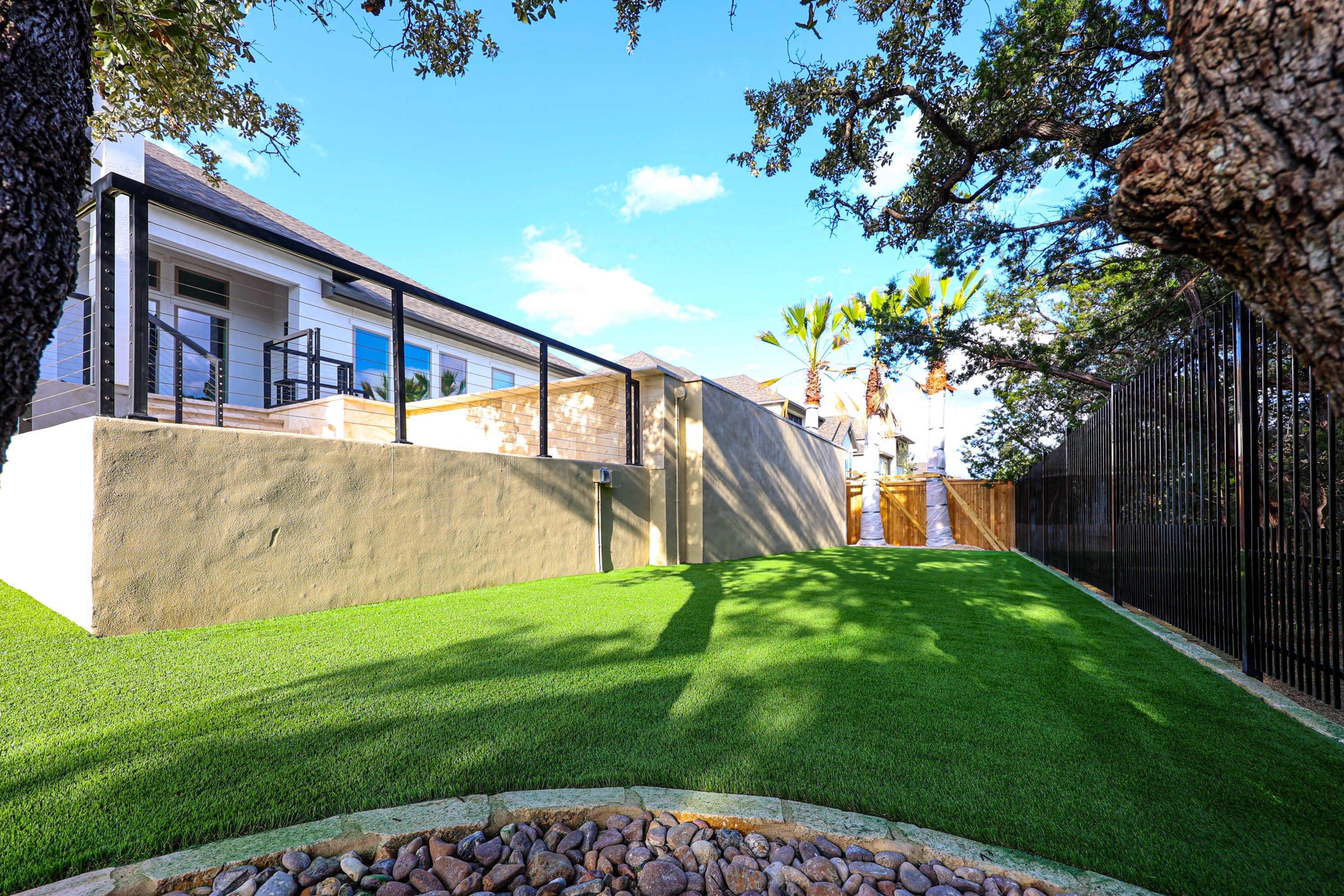 Shavano Highlands, San Antonio Tx. by Hole In One Lawns, LLC