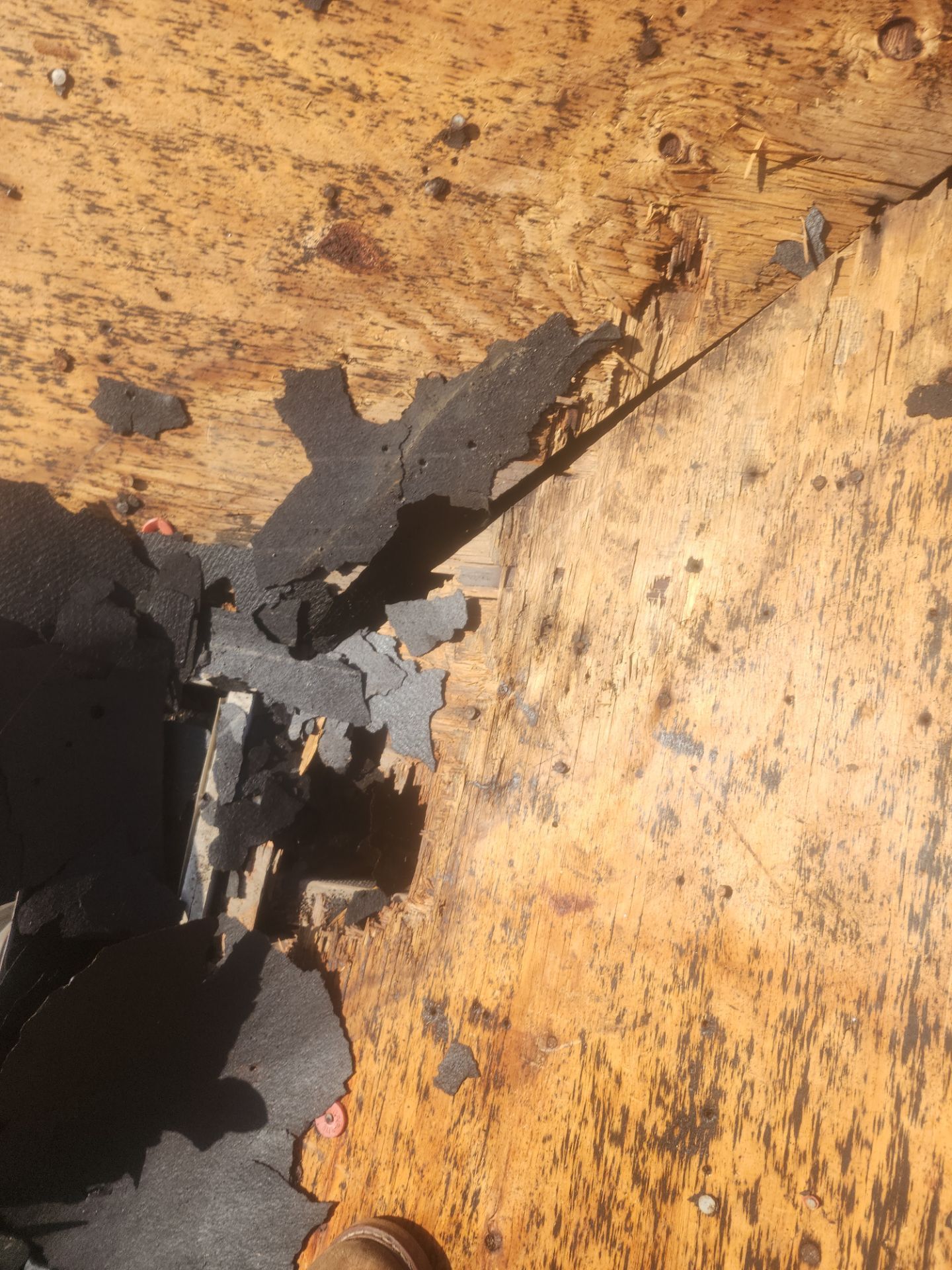 Residential Roofing Installation using Owen's Corning Duration (Lifetime) Shingles by Roof Repair Company