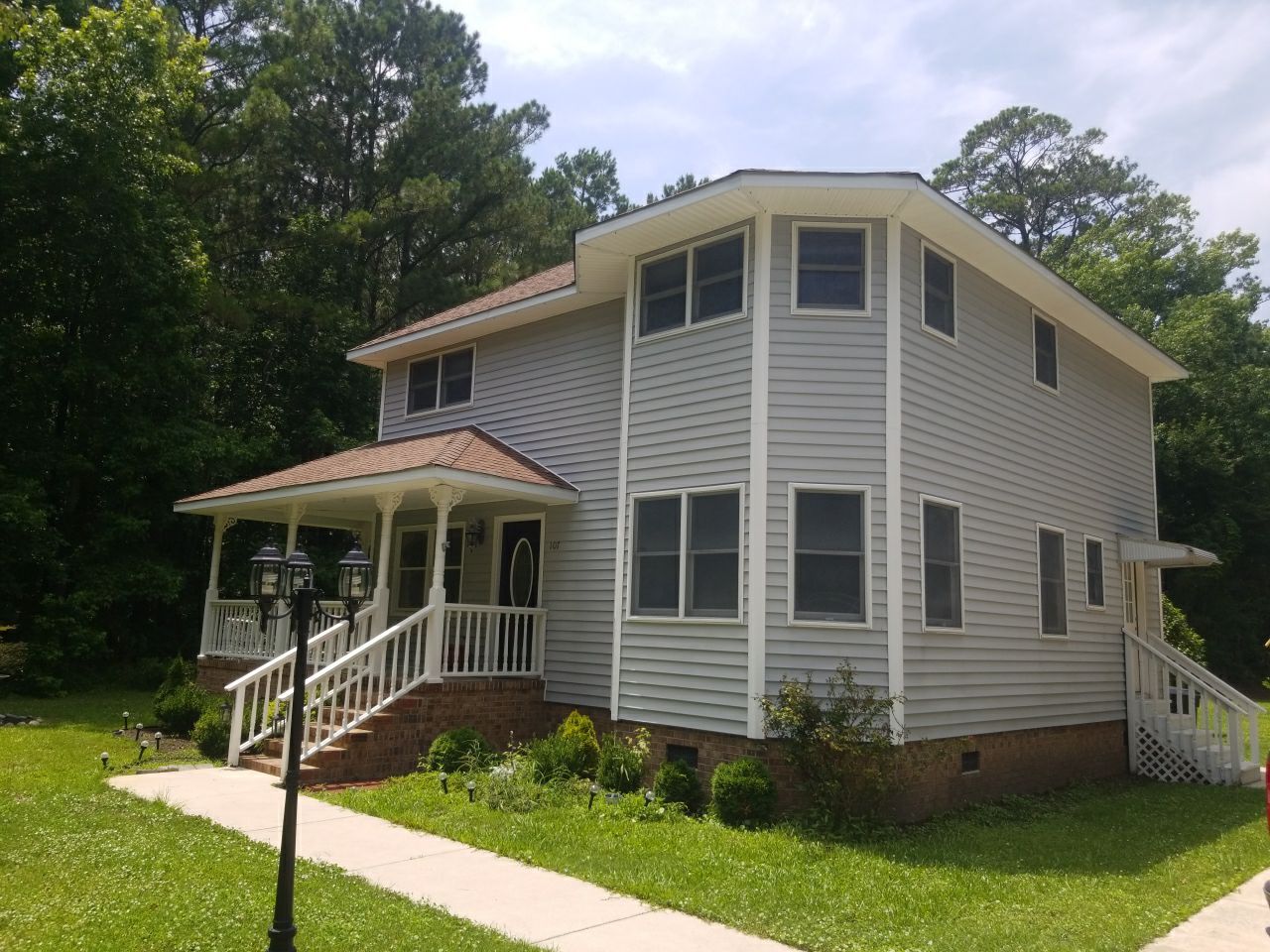 Hughes - Gutter 107 Maid Marian Court • Manteo, NC 27954 by Gallop Roofing & Remodeling, Inc.