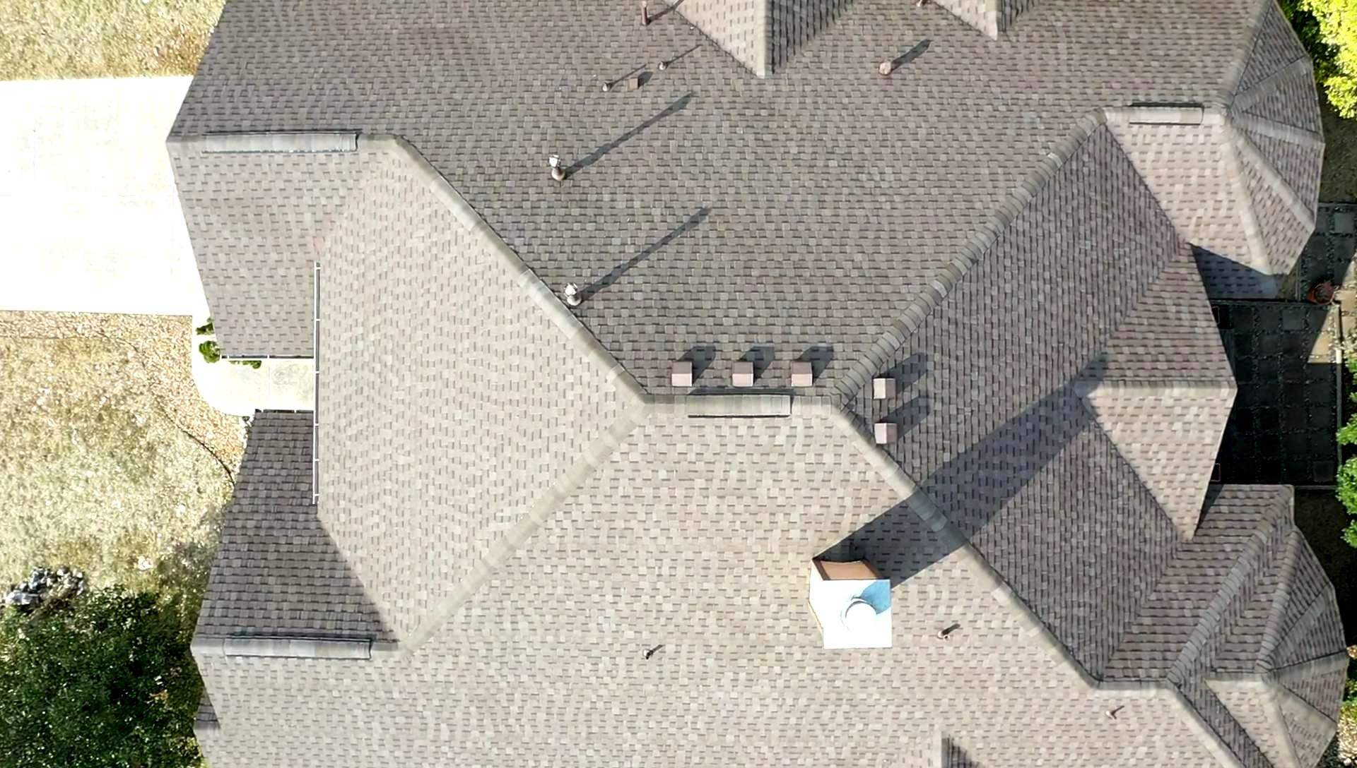 Residential Roof Replacement using Pinnacle Pristine 30 Year Laminate Shingles by Premier Roofing and Contracting