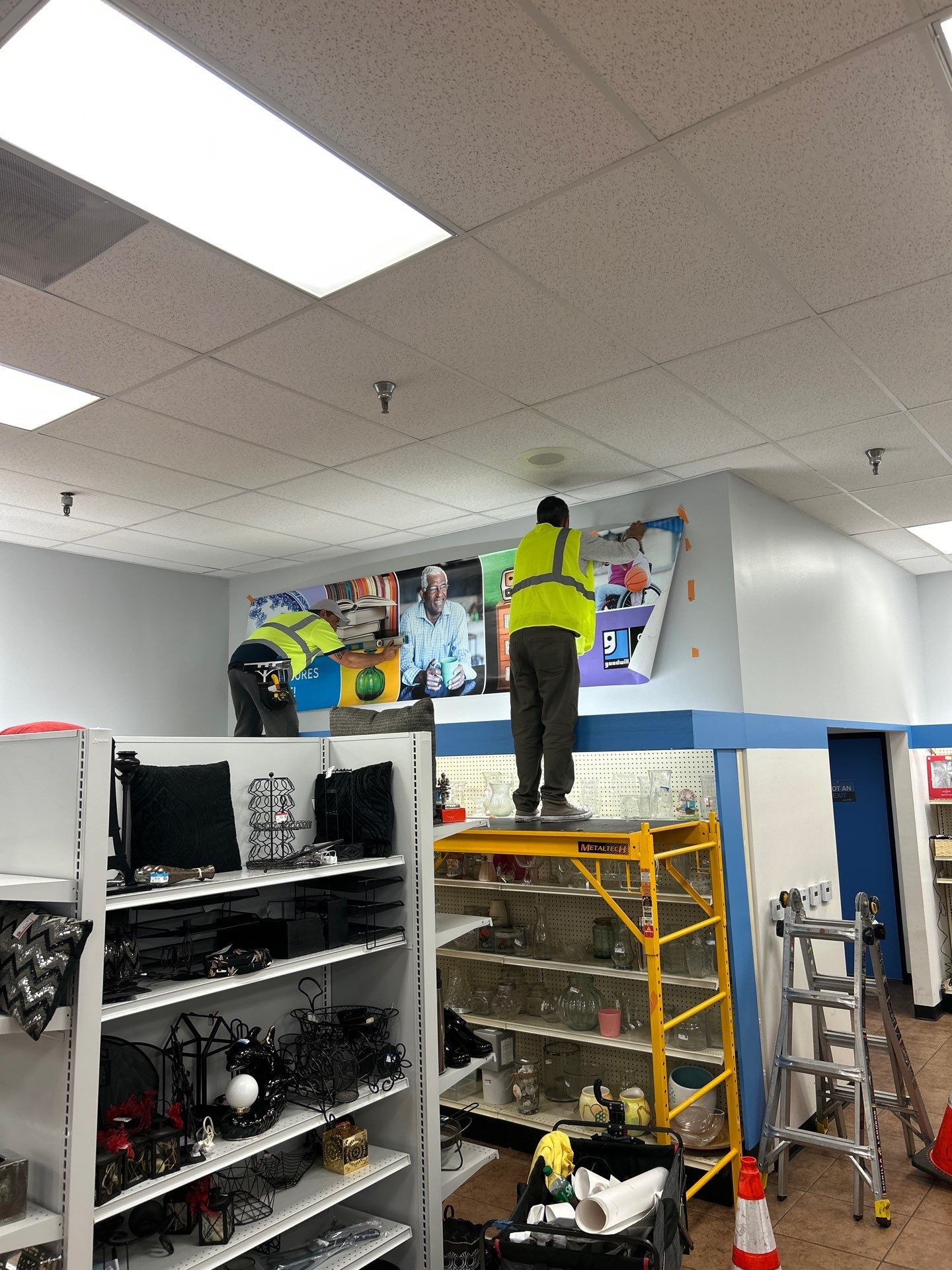 Project in Hemet by Golden State Signs
