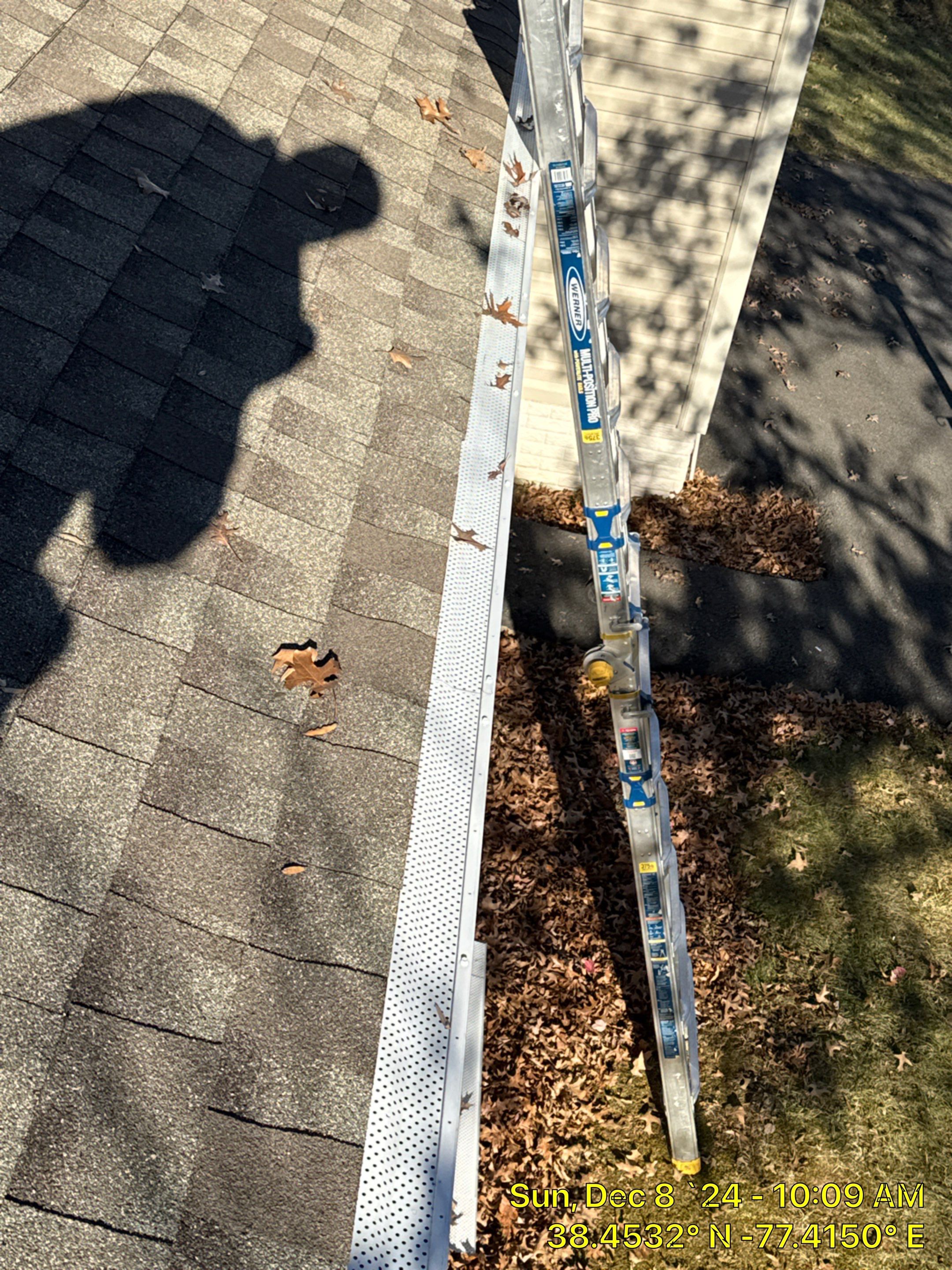 gutters guards using bulldog by La Bendicion Contruction Llc