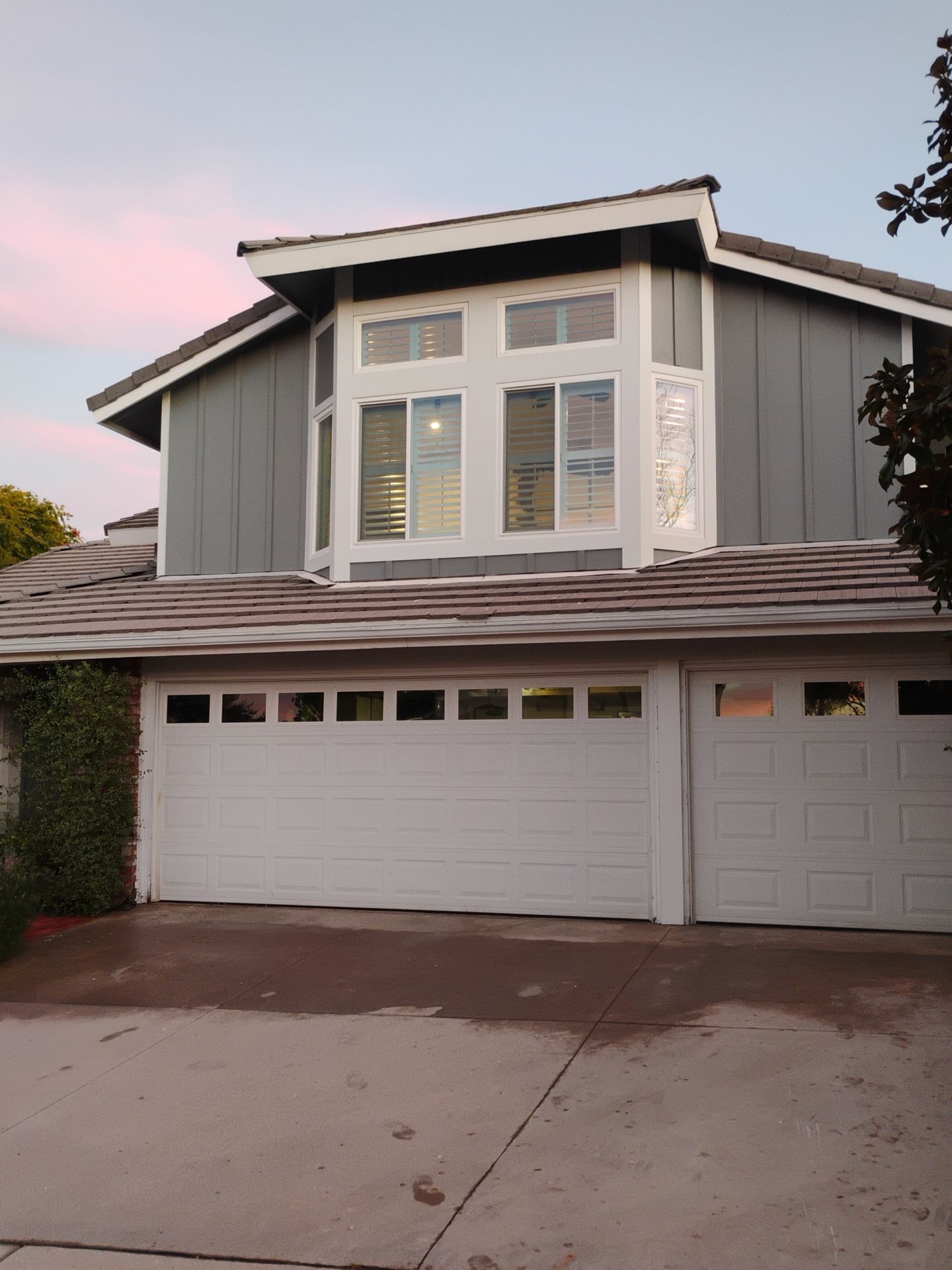 Pre-finish Board & Battens by New Era Siding Inc 