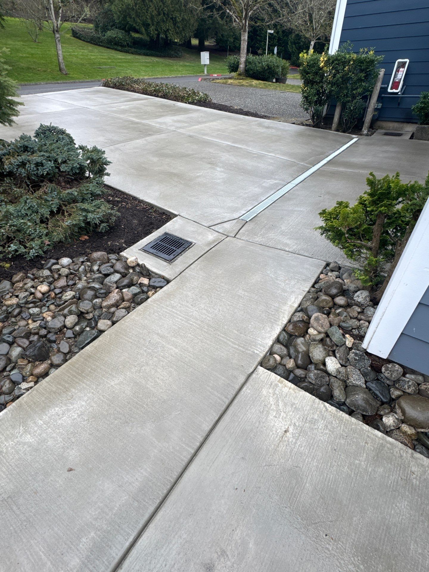 Concrete Driveway Repair | Kirkland  by Jireh Asphalt & Concrete Inc 
