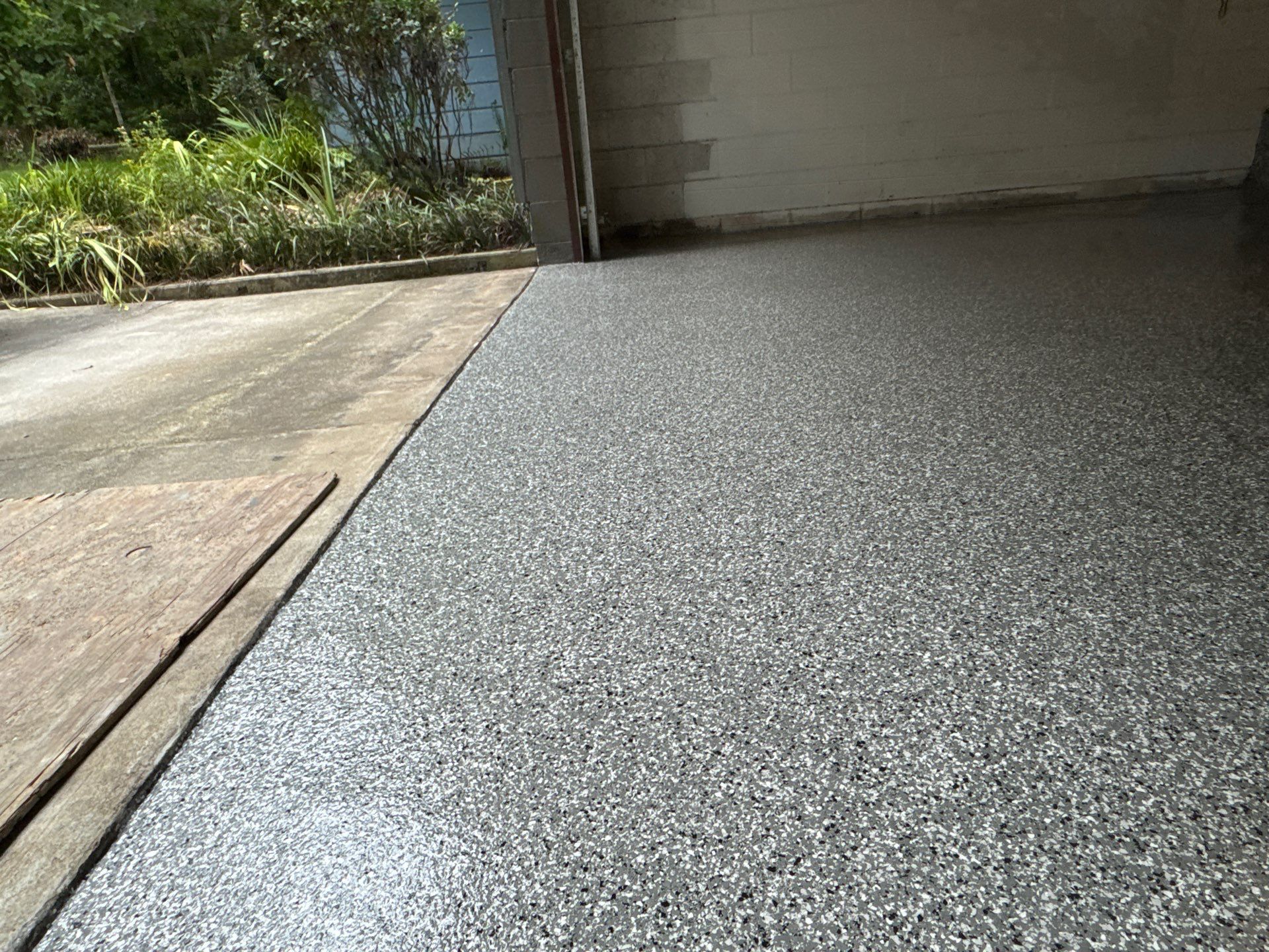 Garage Project in Gainesville, FL in Smoke by Cross Creek Concrete Coatings