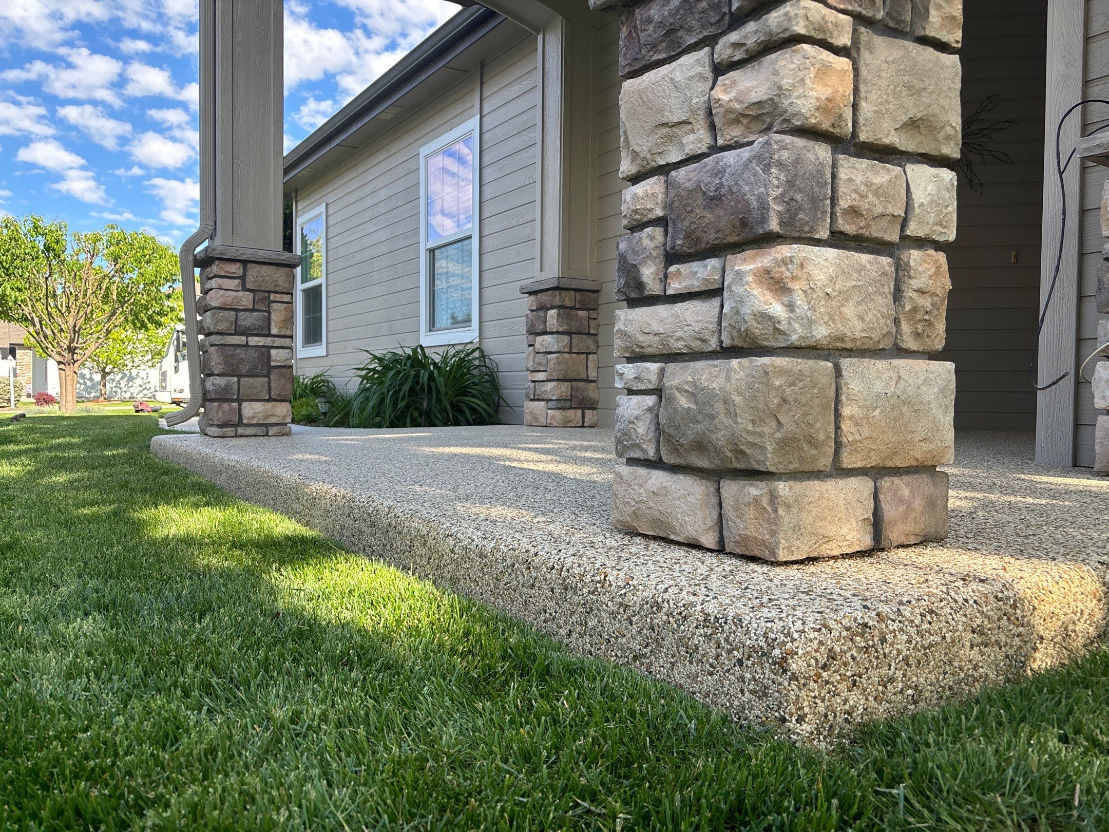 Beautiful Front Stoop Transformation for Kay by Mr. Mudd Concrete