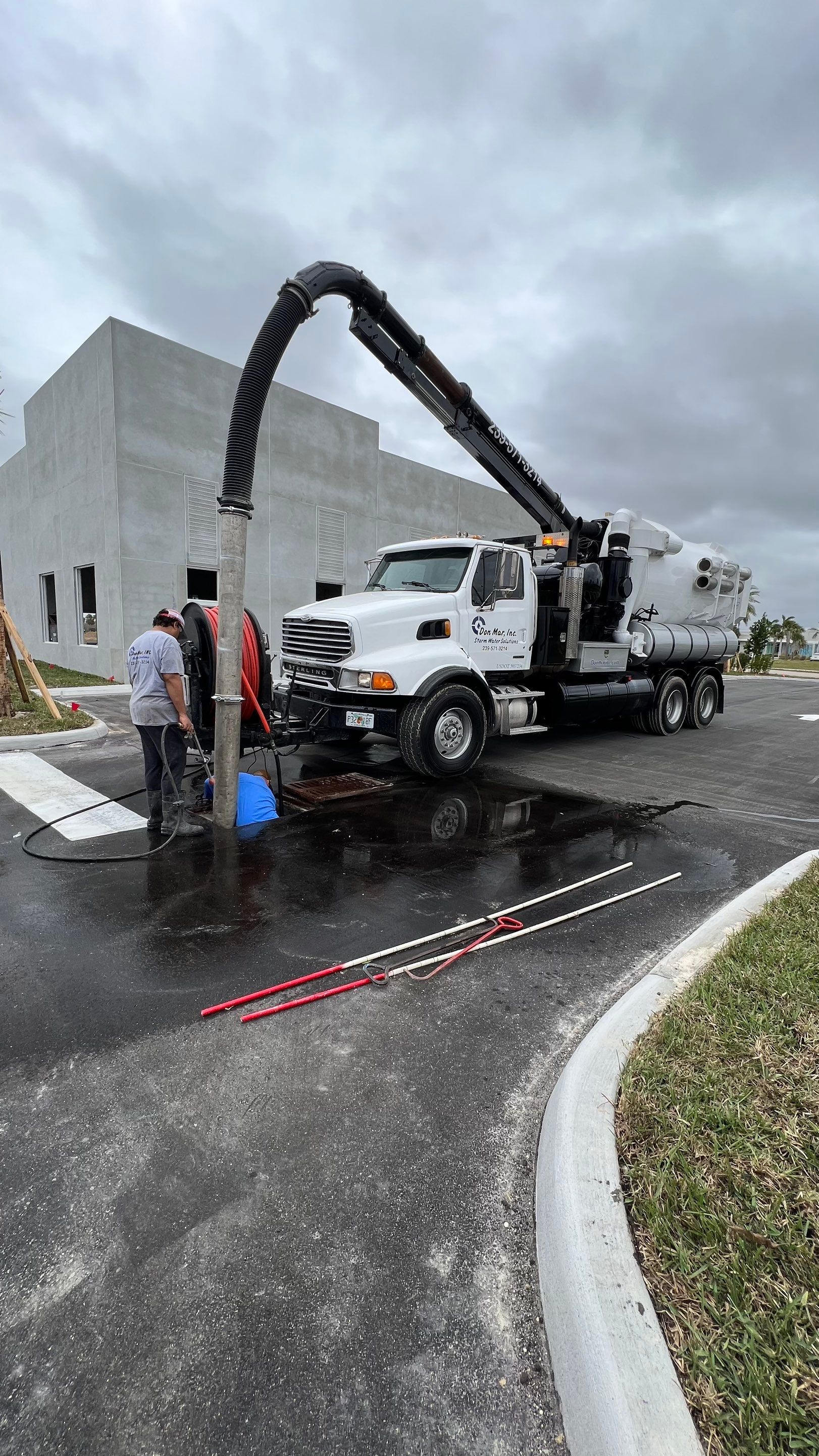 New Construction Storm Drain System Cleaning by APS Power & Water