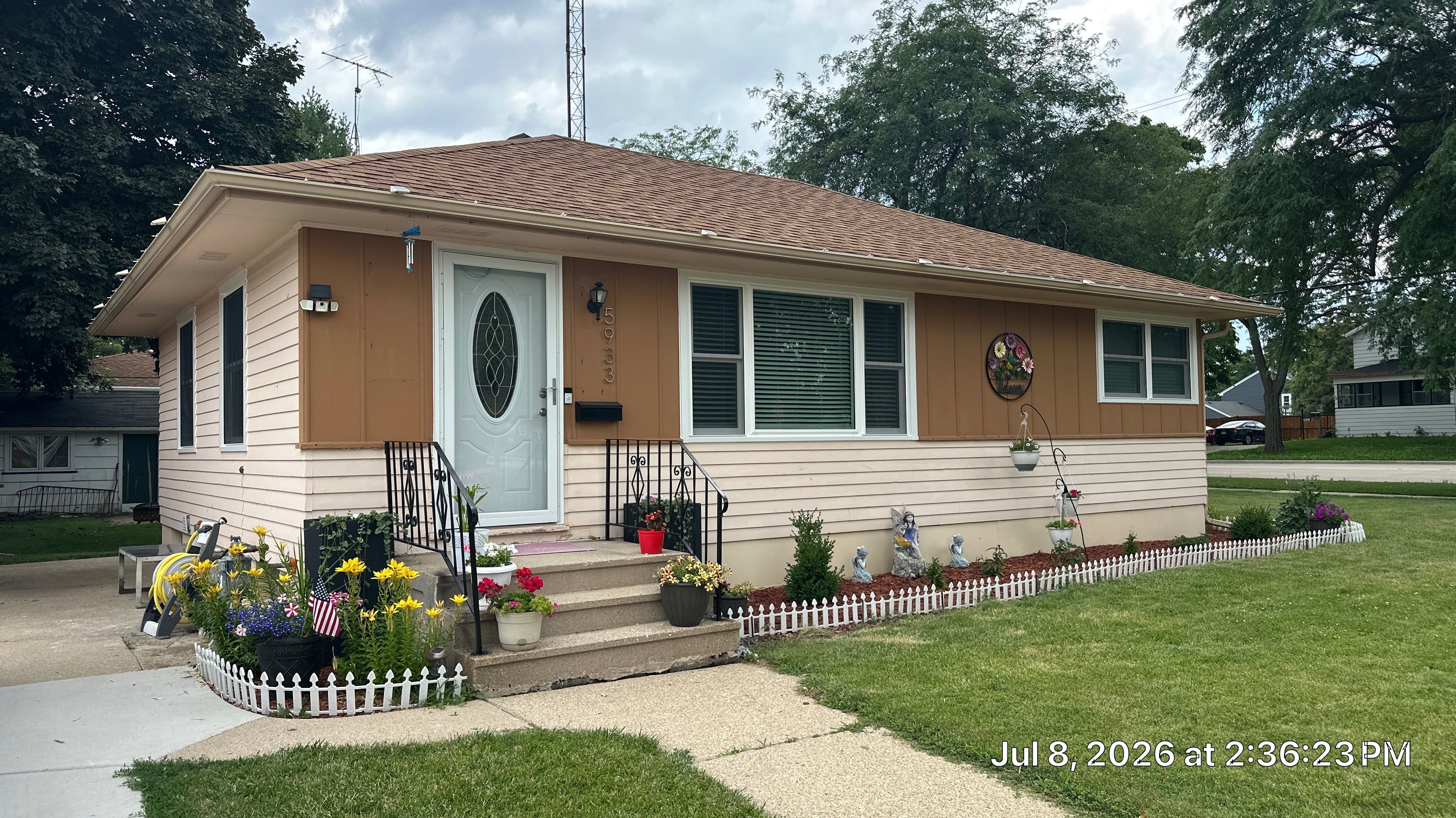 Energy-Efficient Vinyl Window Replacement in Kenosha, Wisconsin by Mr Roof & Remodeling Co