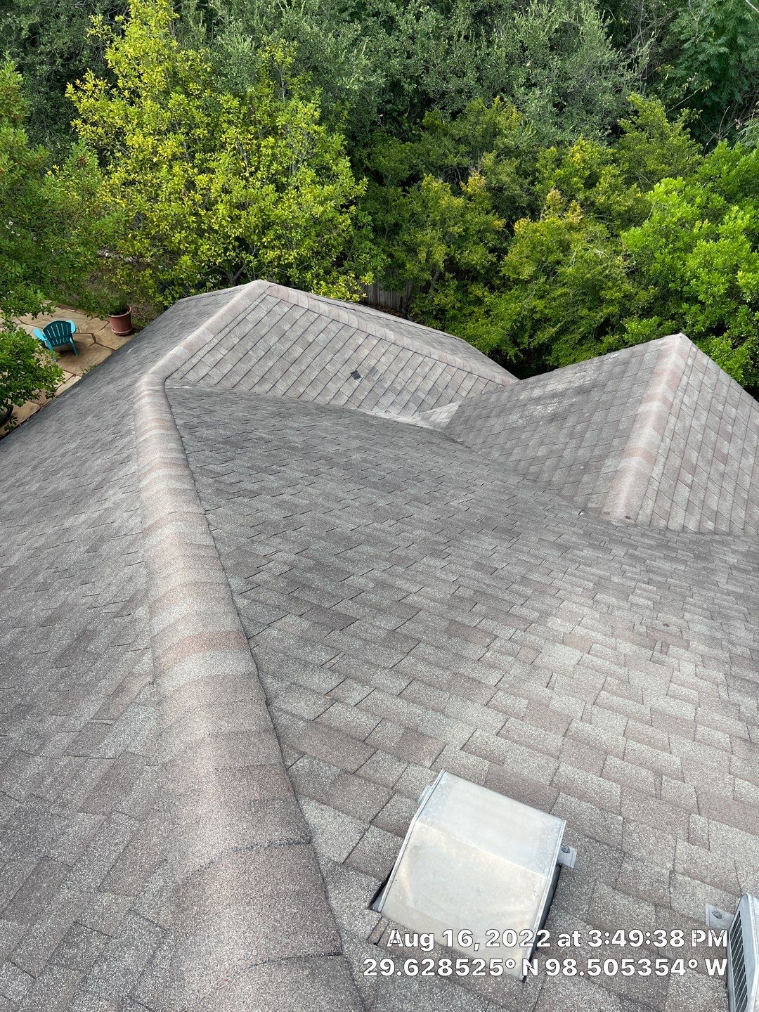 Residential Roof Replacement using Pinnacle Pristine 30 Year Laminate Shingles by Premier Roofing and Contracting