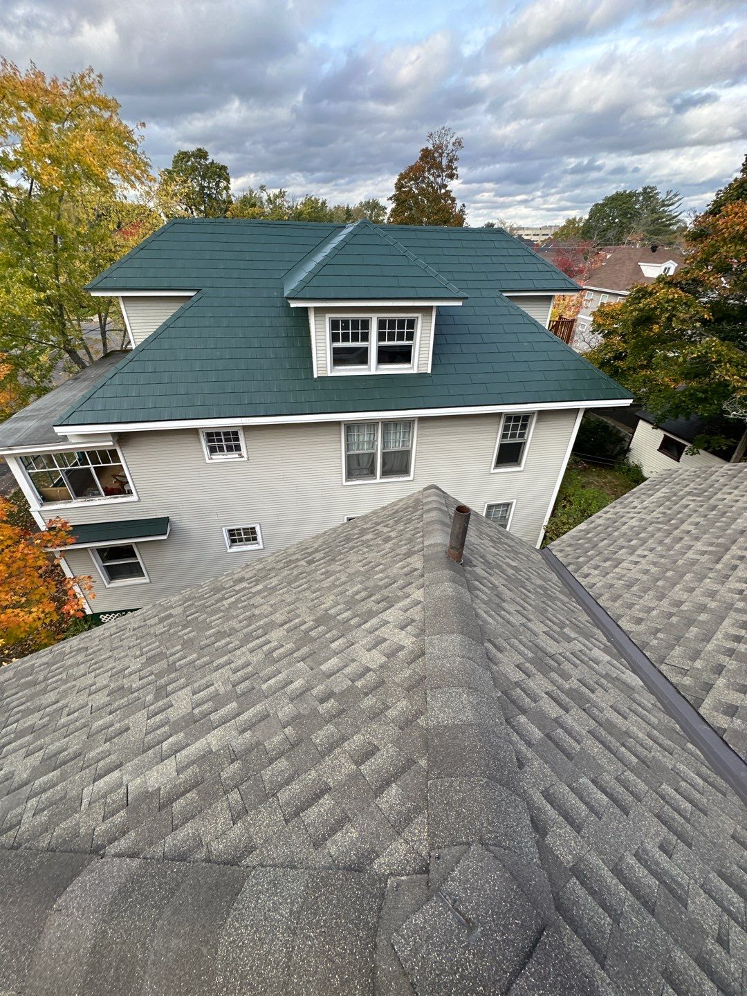 Residential Roofing Installation using Asphalt GAF HDZ by Artisan Roofing & Home Improvements Inc.