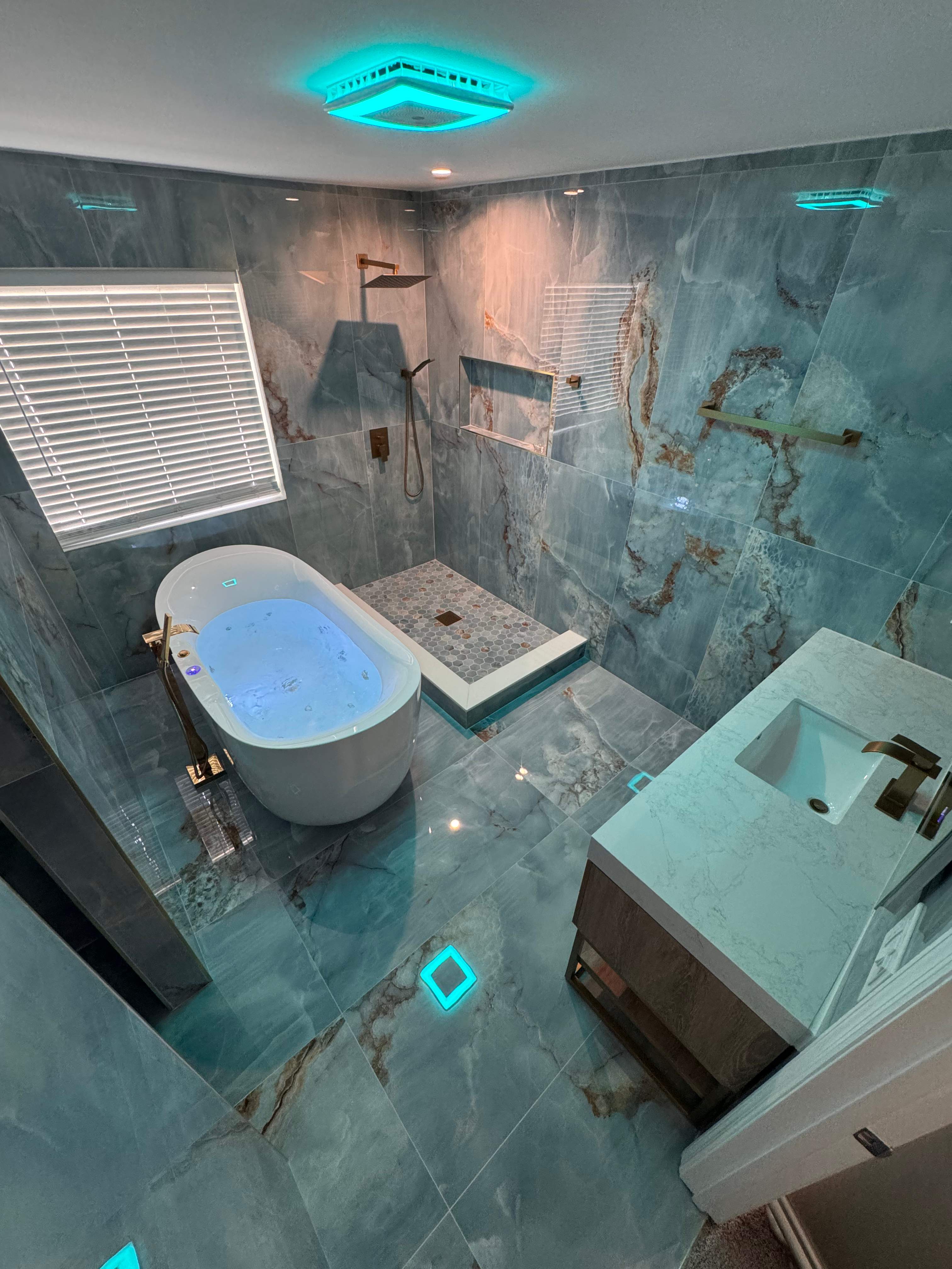 Master bathroom renovation by Prudencio