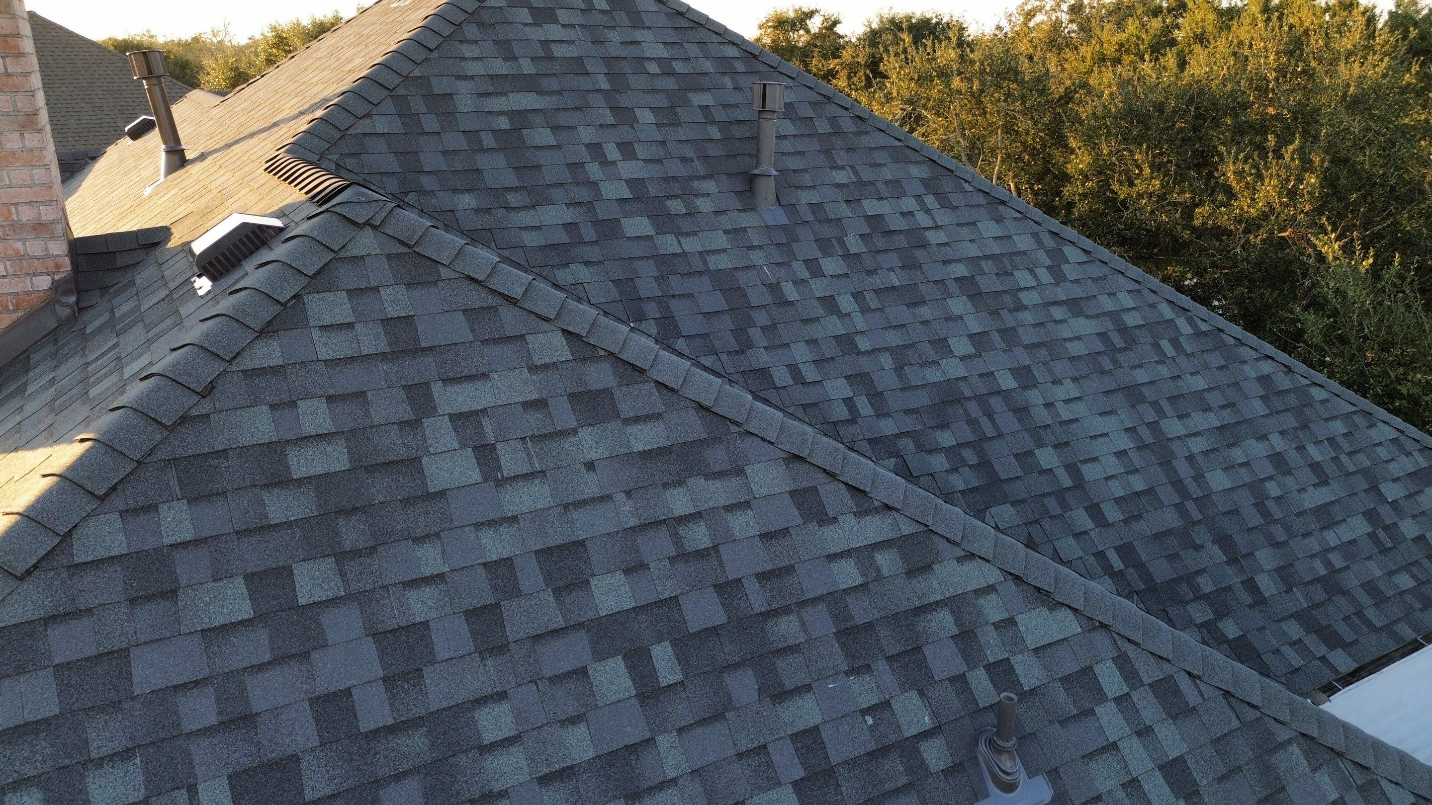 OC Duration Estate Gray by HHH Roofing & Construction