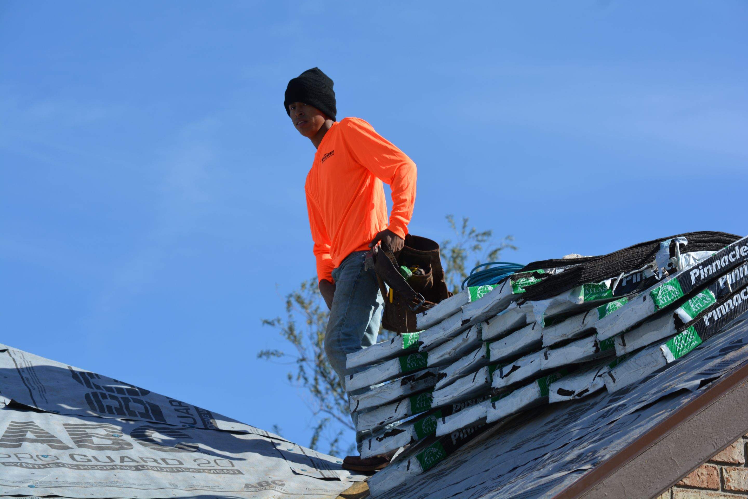 Residential Roof Replacement using Pinnacle Pristine 30 Year Laminate Shingles by Premier Roofing and Contracting