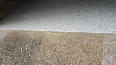 Garage using Creekbed