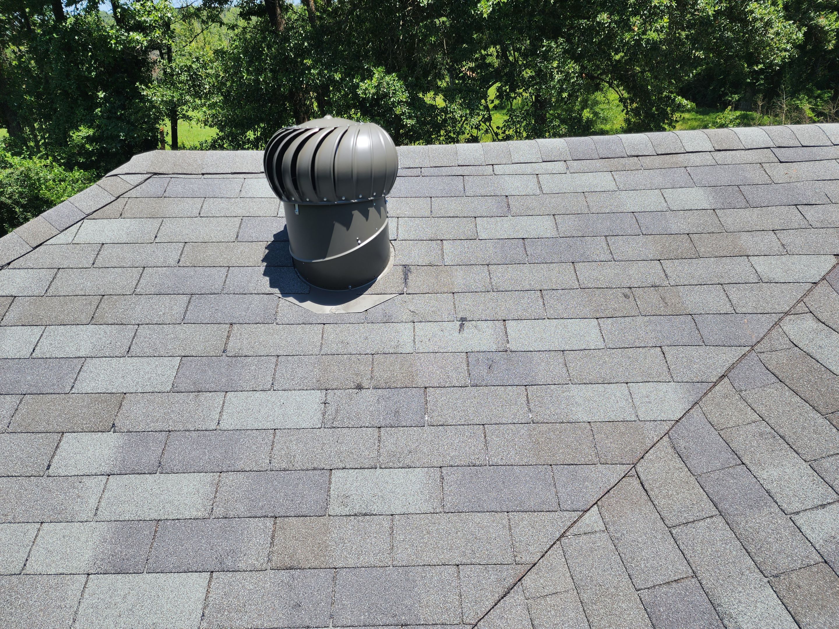Residential Reroof: 25 Year 3-Tab Shingle by Hostetler Roofing
