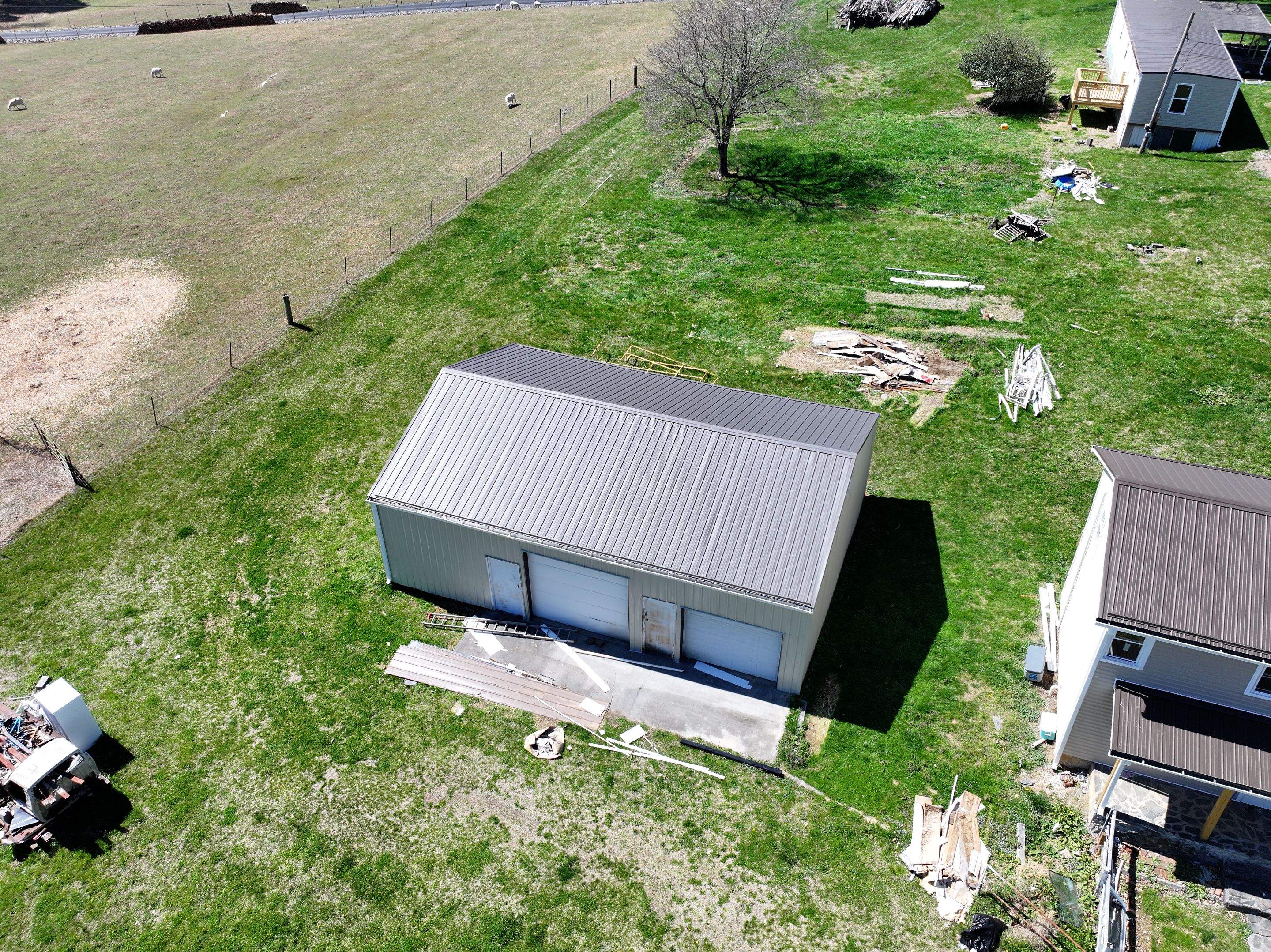 Gentry Apartment Bldg by Omnia Roofing