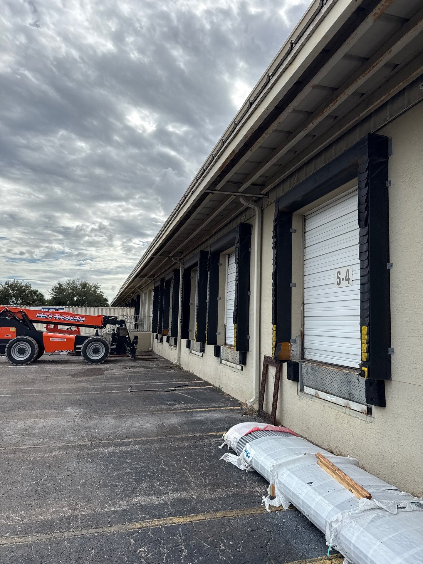 Commercial Gutters using Aluminum Seamless Gutters in Lehigh Acres FL by Gutter Professors