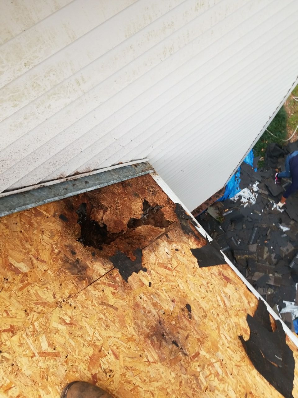 Residential Roofing Installation using Roof Replacement by American Roofing & Construction LLC