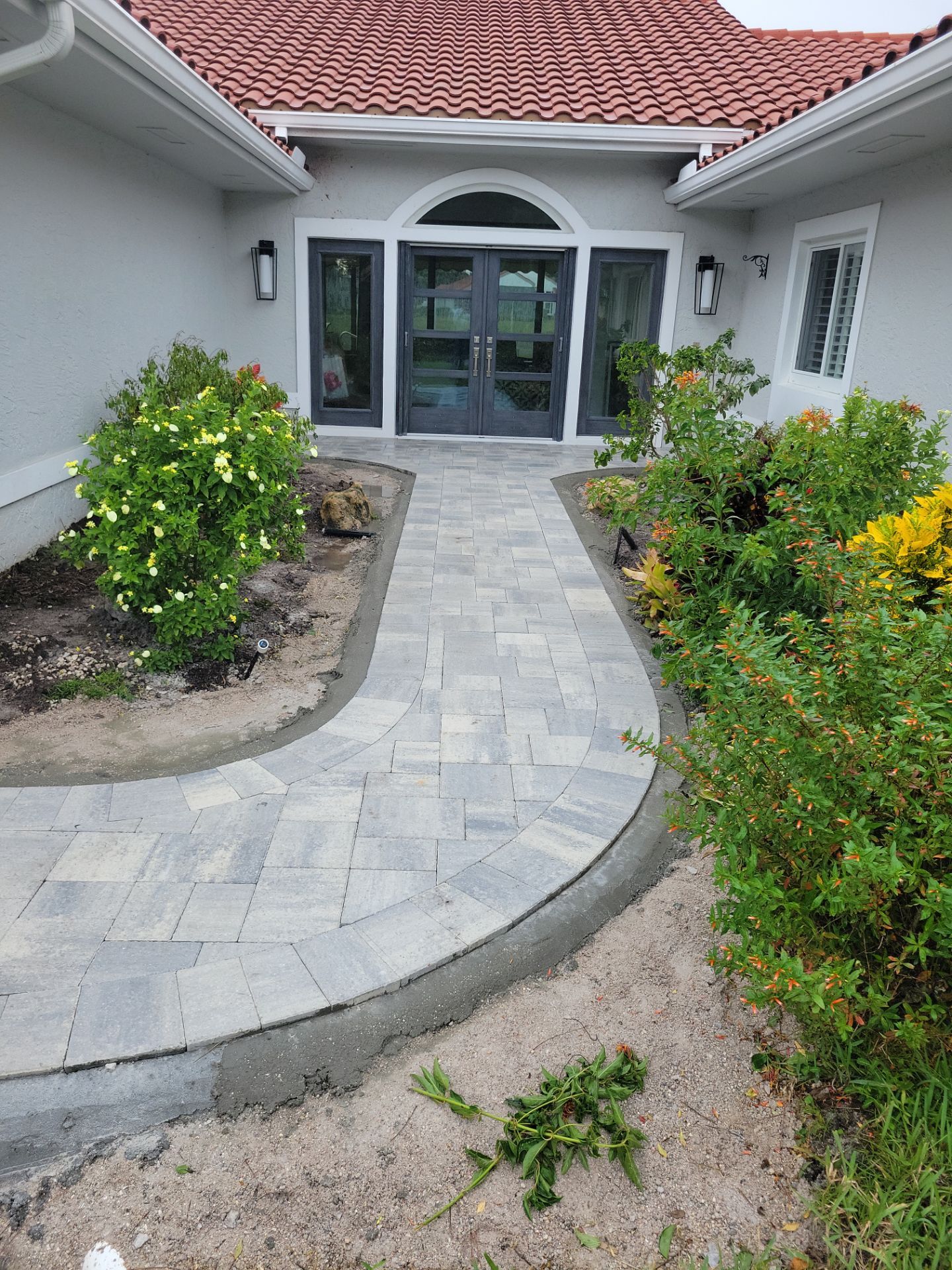 🌴 “Harbour Ridge Haven – A Tropical Revival by Alpha Zeta Landscapes” by Alpha Zeta Enterprises Inc