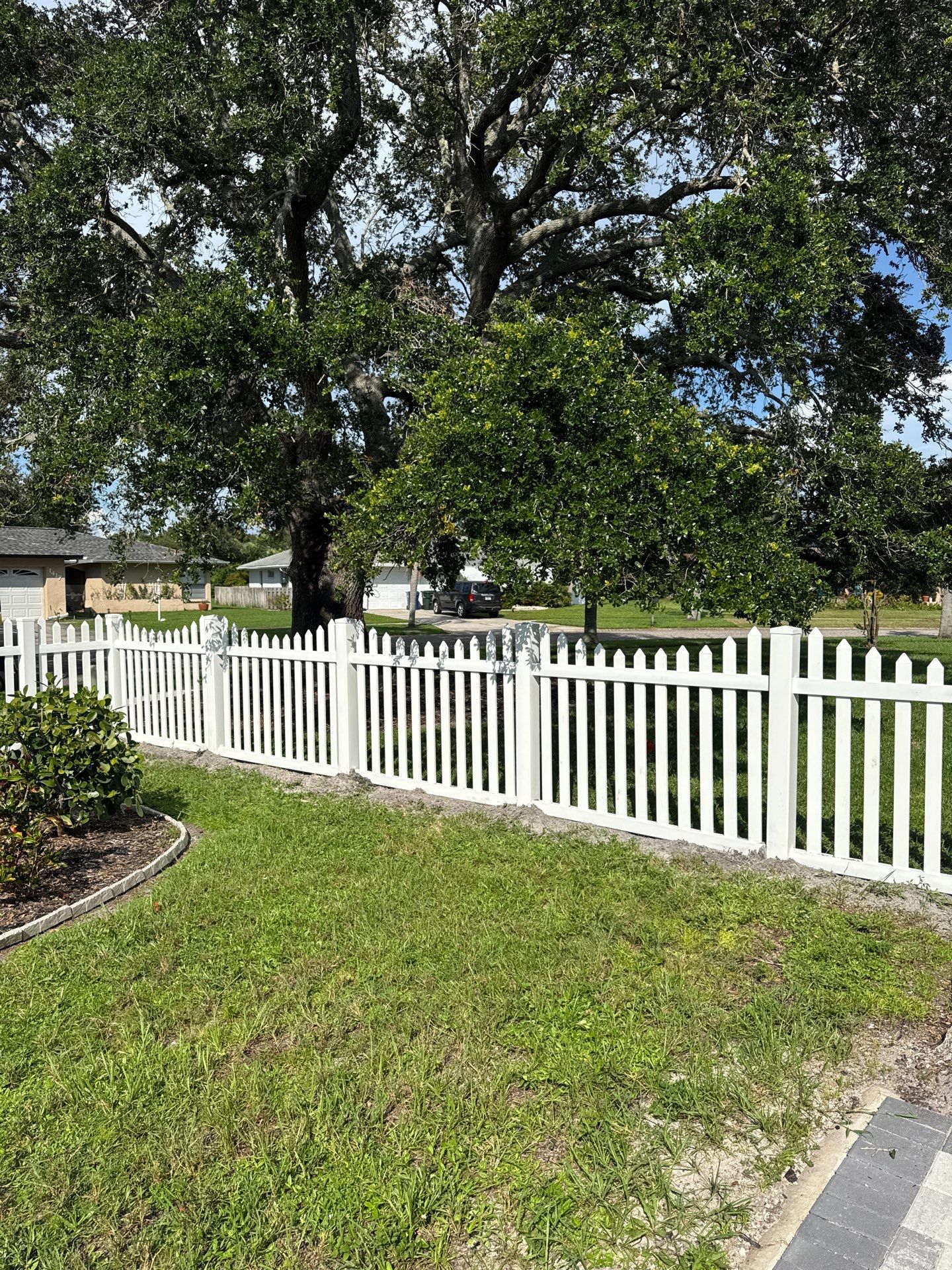 1371 Palmwood Dr  by H&Y Fence