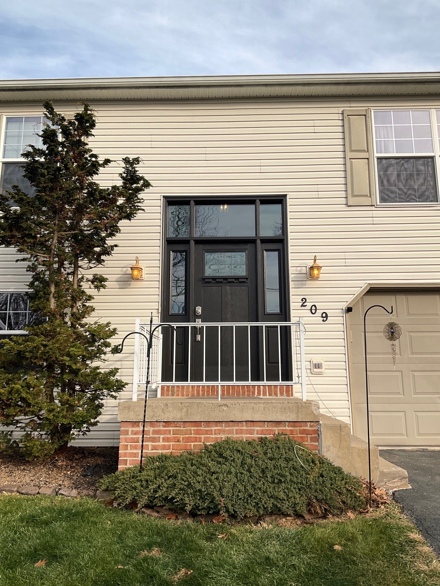 "🚪✨ Out with the old, in with the bold! Esh Builders just upgraded another customer's home to a custom Signet Entry Door by Provia MFG, blending style and durability right at your doorstep. #NewBeginnings #EshBuilders #HomeSweetHome 🏡💖" by Esh Builders