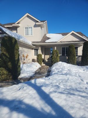 5" White Gutters in St. Michael