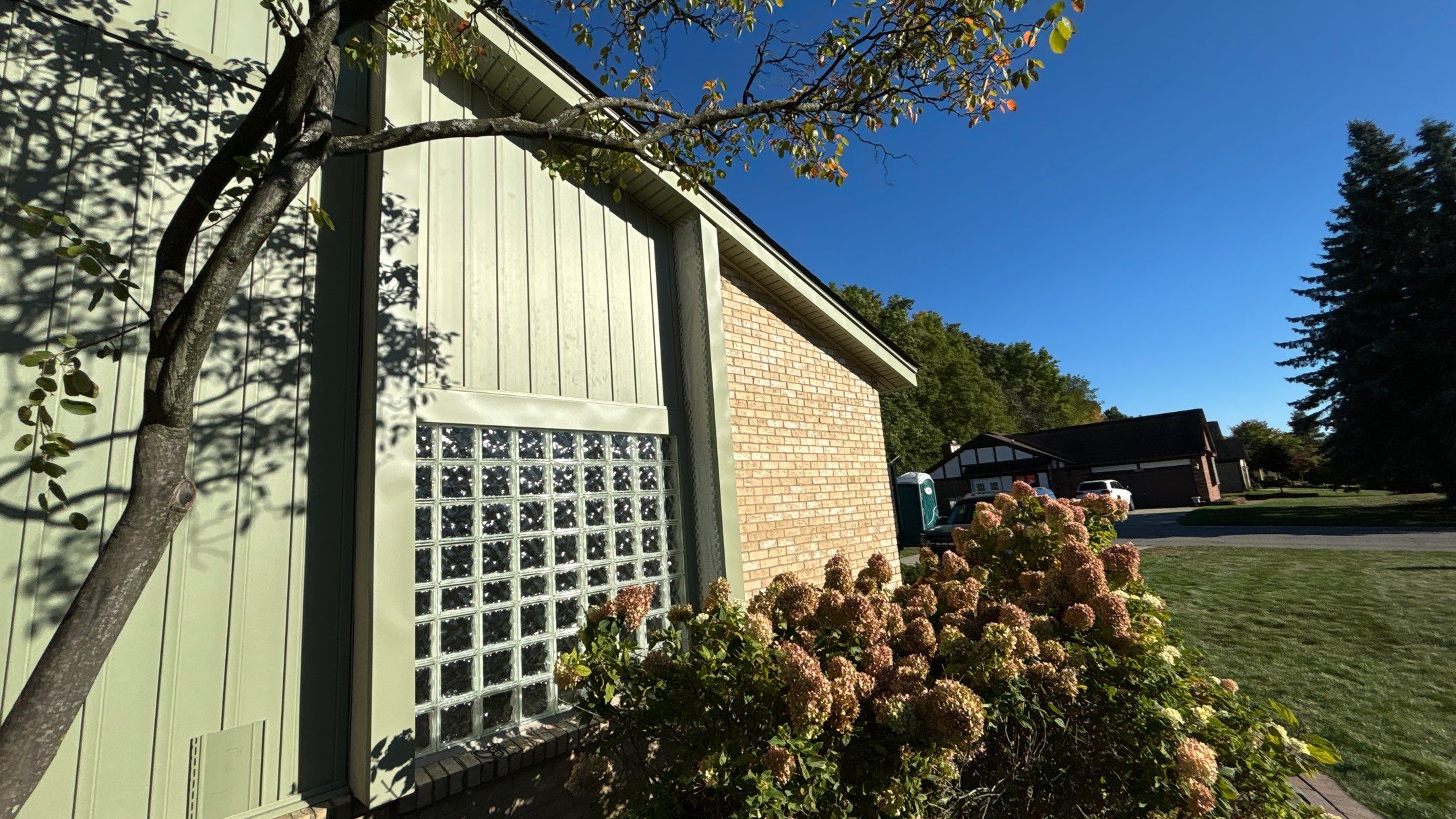 Siding Replacement using Alside 7" B&B by 180 Contractors