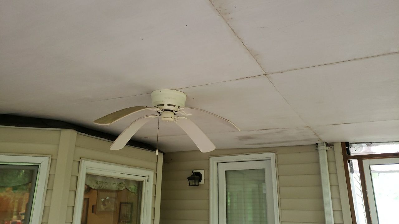 House Wash using cleaner by Power Wash Masters LLC