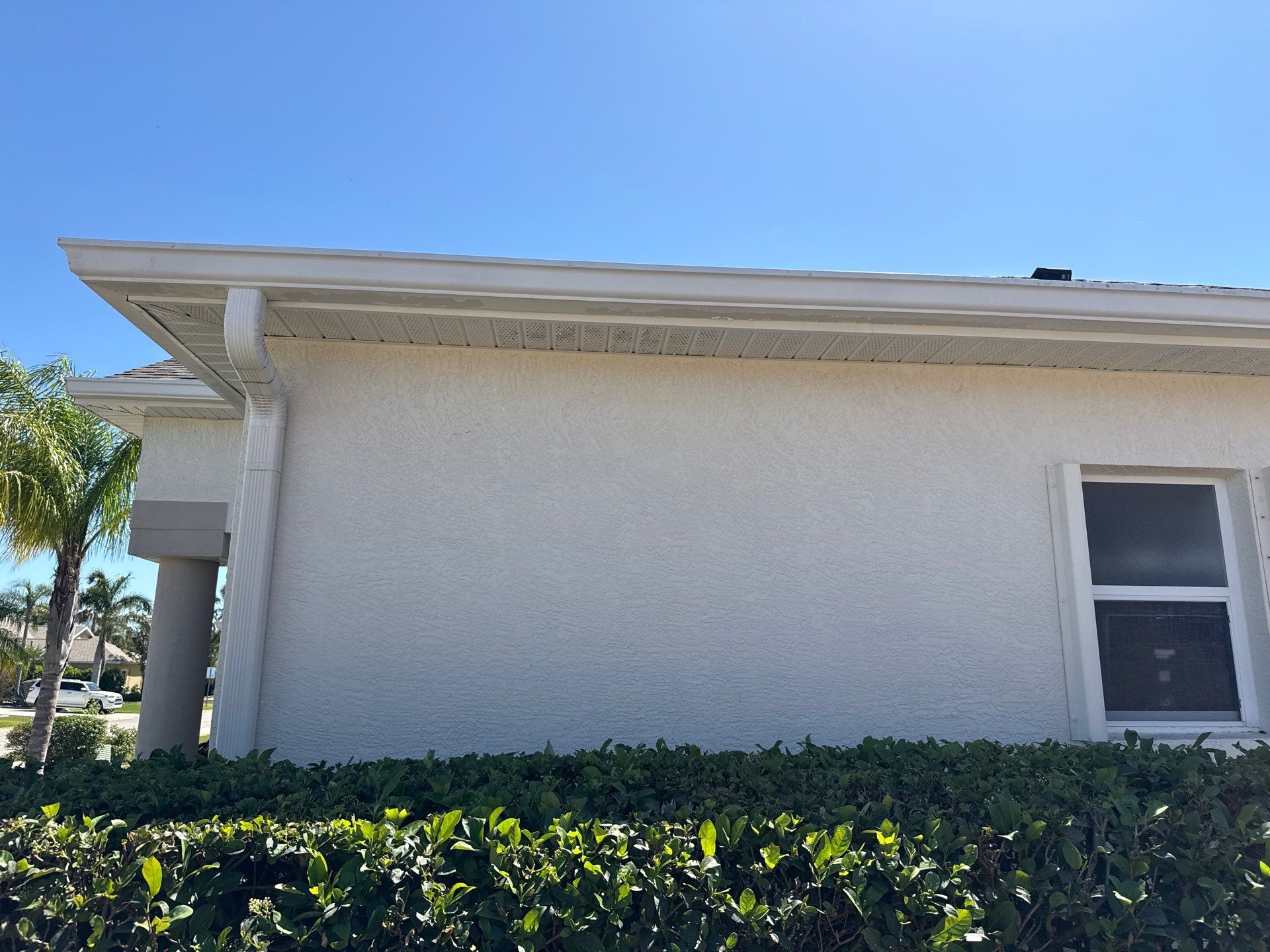 House Wash, Paver Pool Deck & Screen Enclosure Cleaning in Greenfield Plantation | Bradenton, FL by Sunshine AquaWash